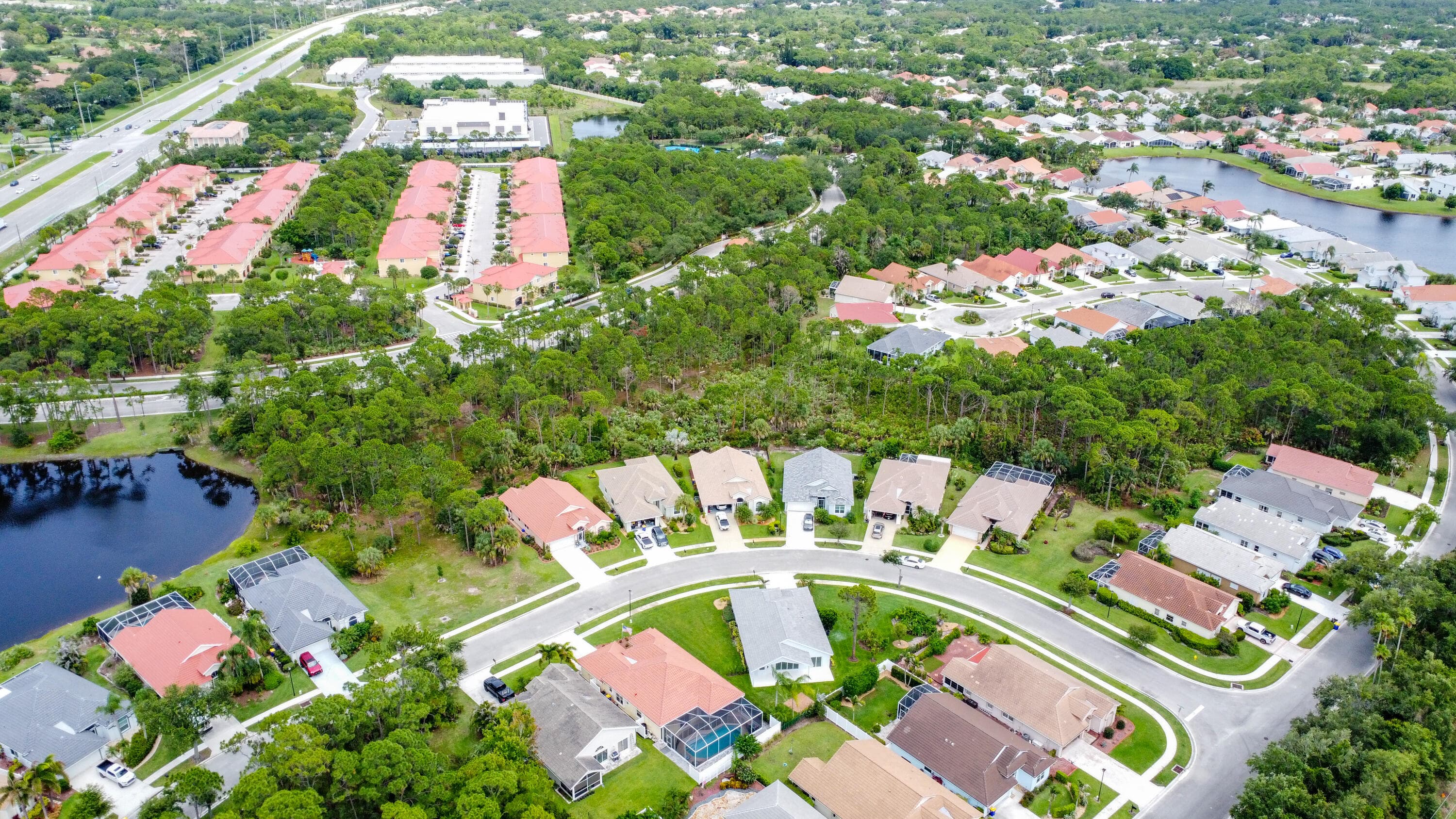 4819 SE Mariner Village Lane, Stuart, FL 34997 — photo 10 of 40