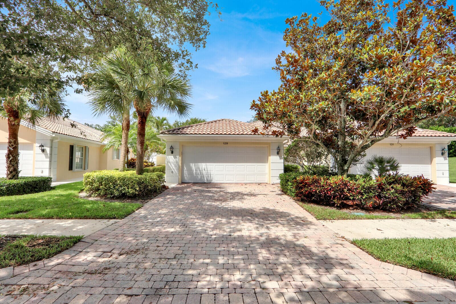 129 Euphrates Circle, Palm Beach Gardens, FL 33410 — photo 3 of 34