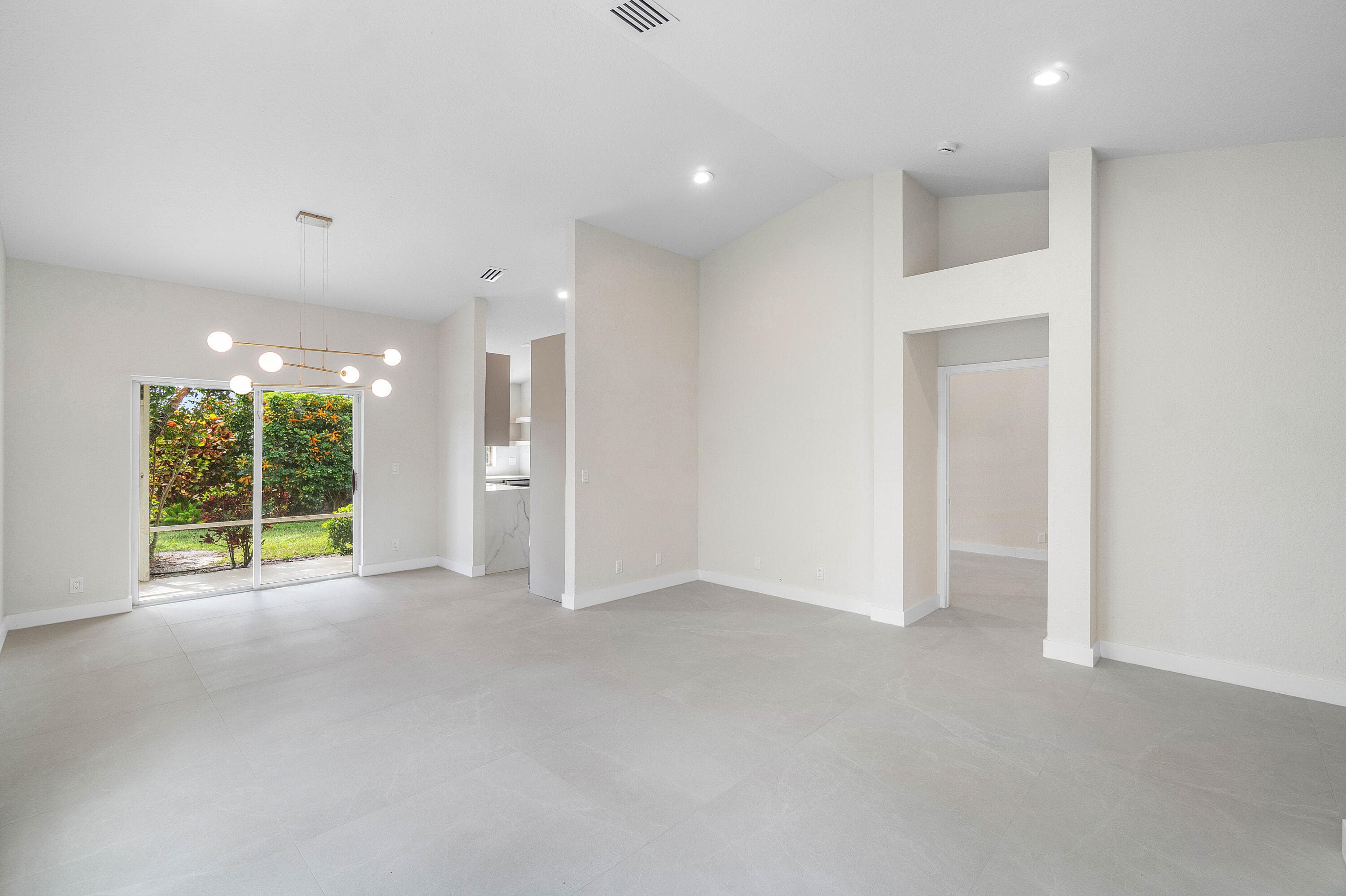 6170 Lake Hibiscus Drive, Delray Beach, FL 33484 — photo 22 of 46