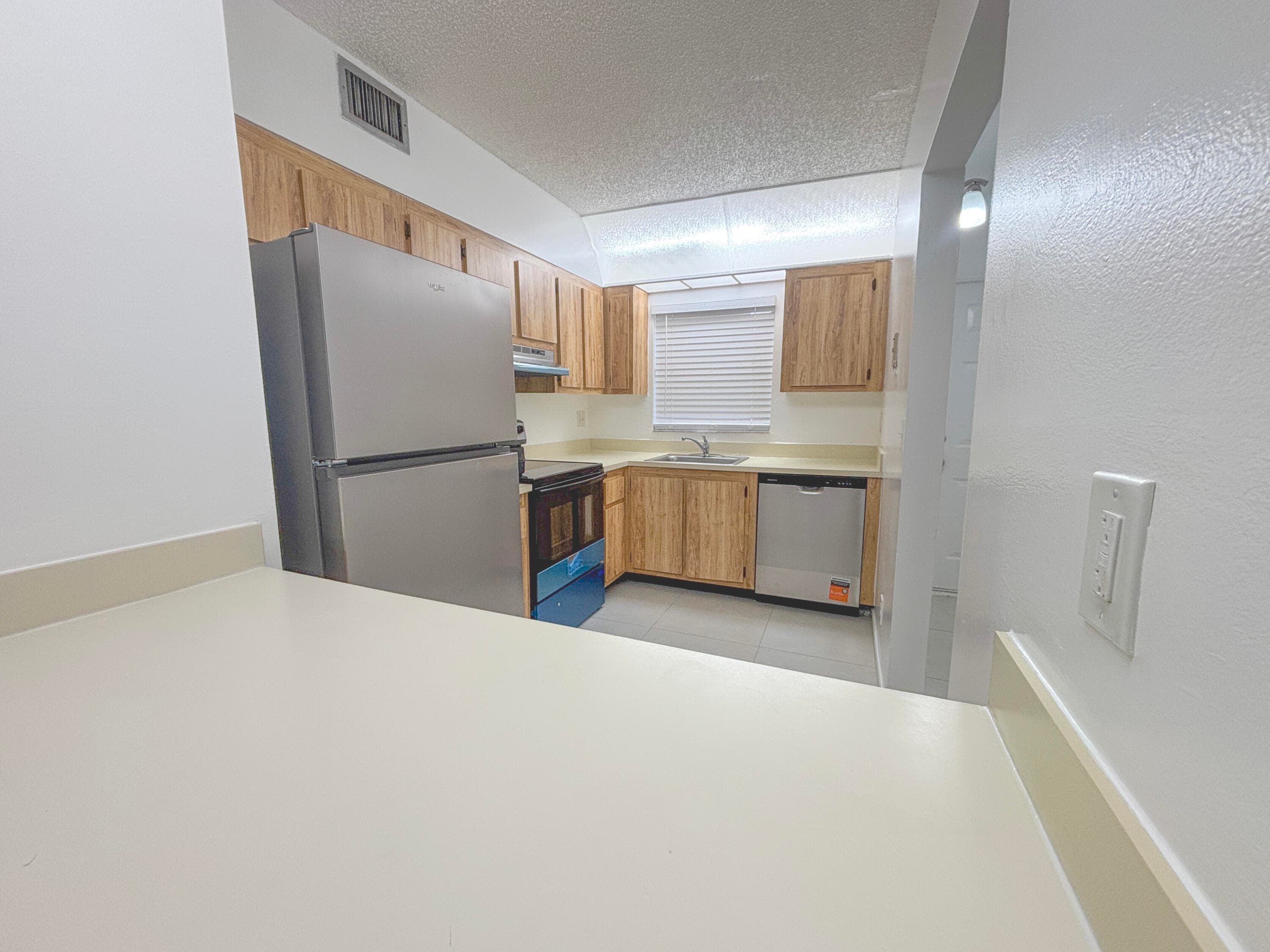 8502 NW 35th Court 8508, Coral Springs, FL 33065 — photo 6 of 18