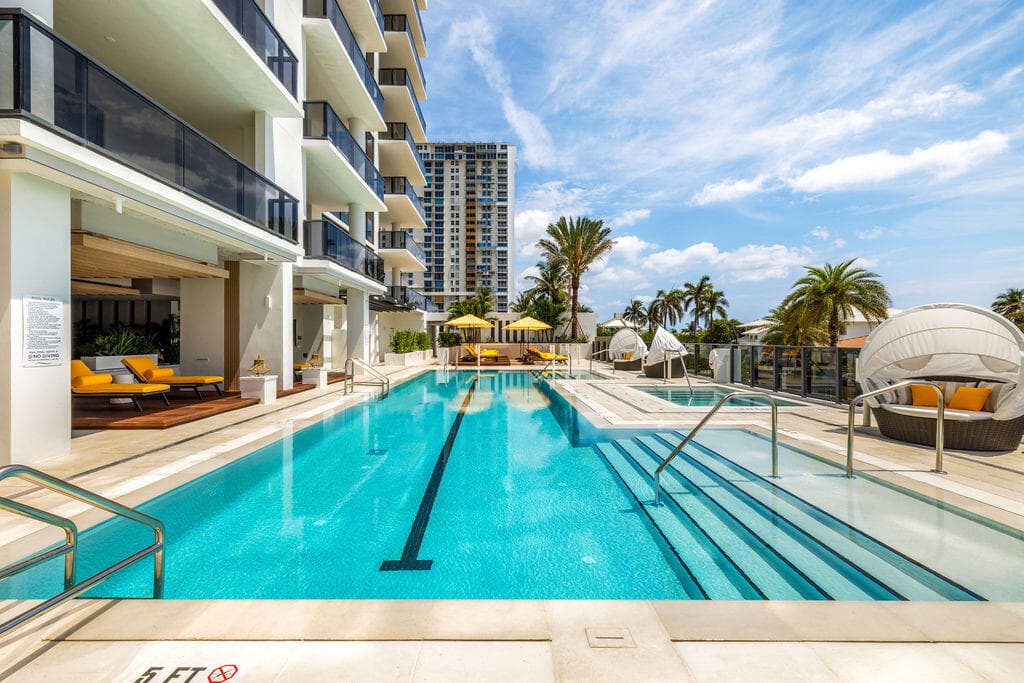 305 Briny Avenue 805, Pompano Beach, FL 33062 — photo 5 of 21