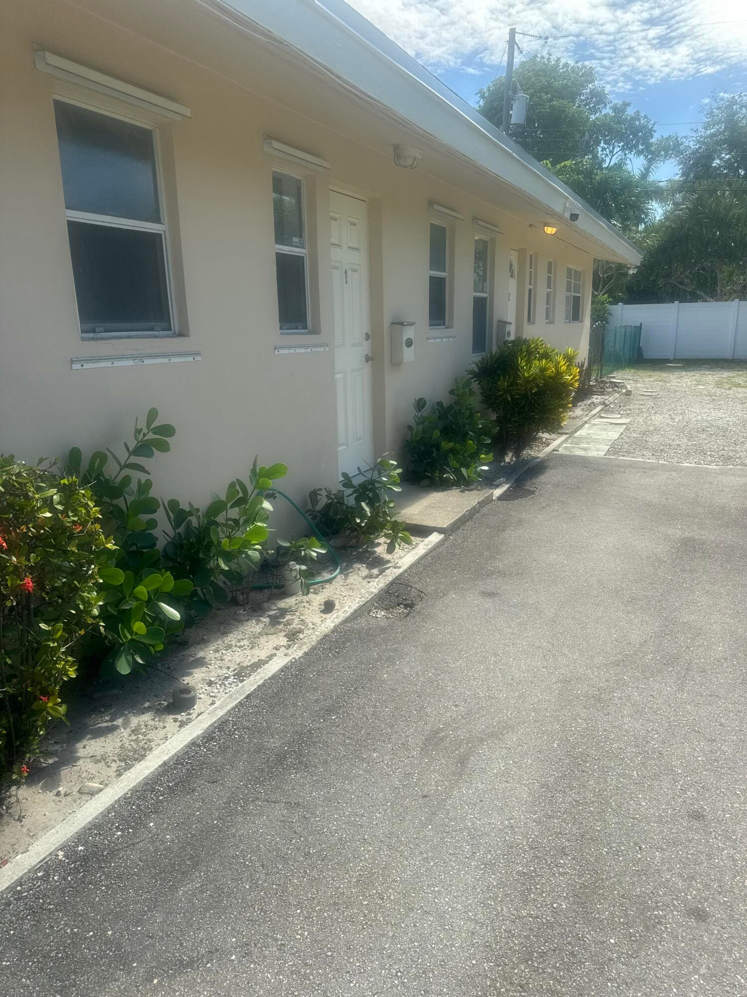 1505 NE 15th Avenue 1-2, Fort Lauderdale, FL 33304 — photo 12 of 13
