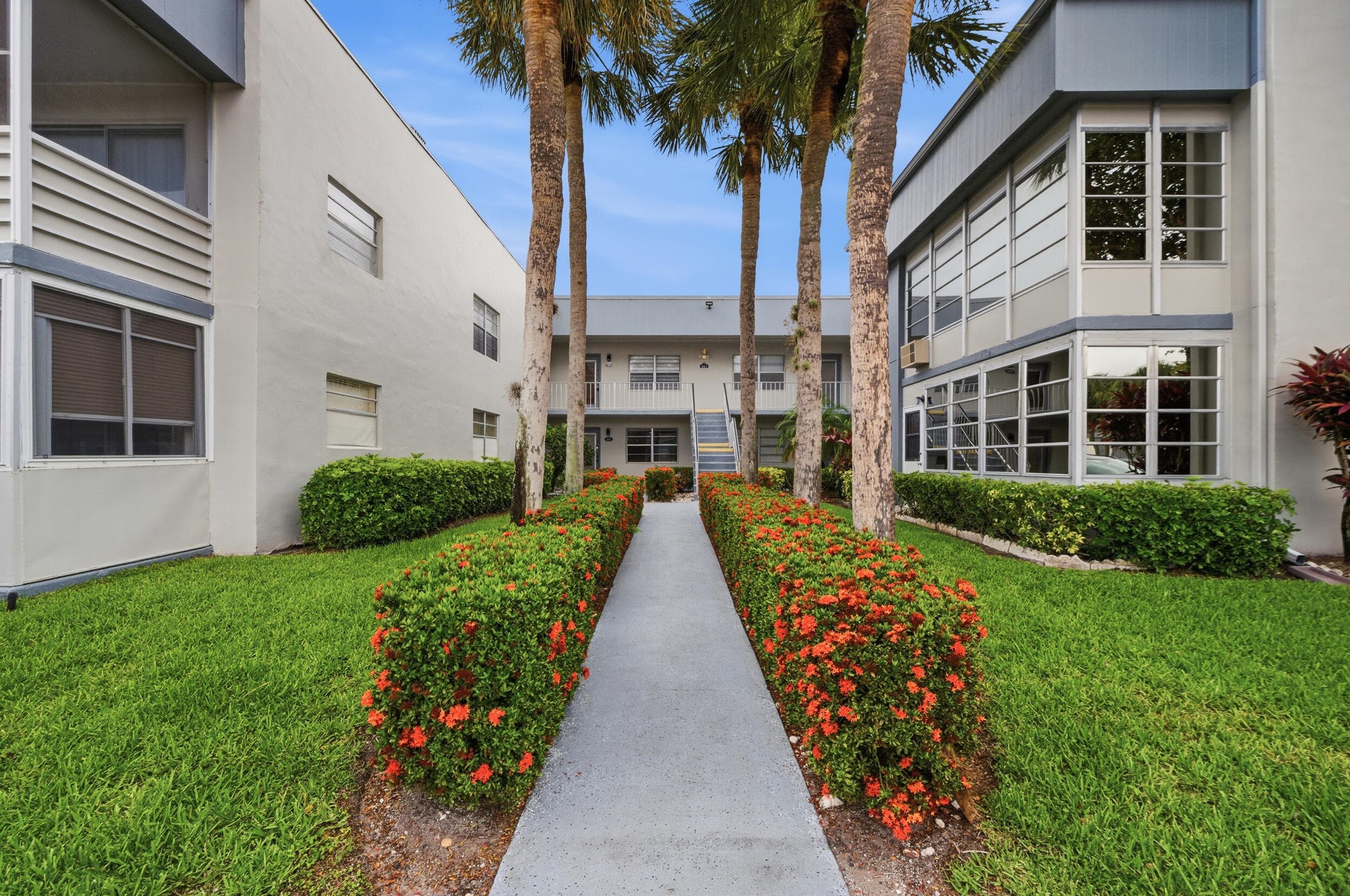 330 Piedmont 330, Delray Beach, FL 33484 — photo