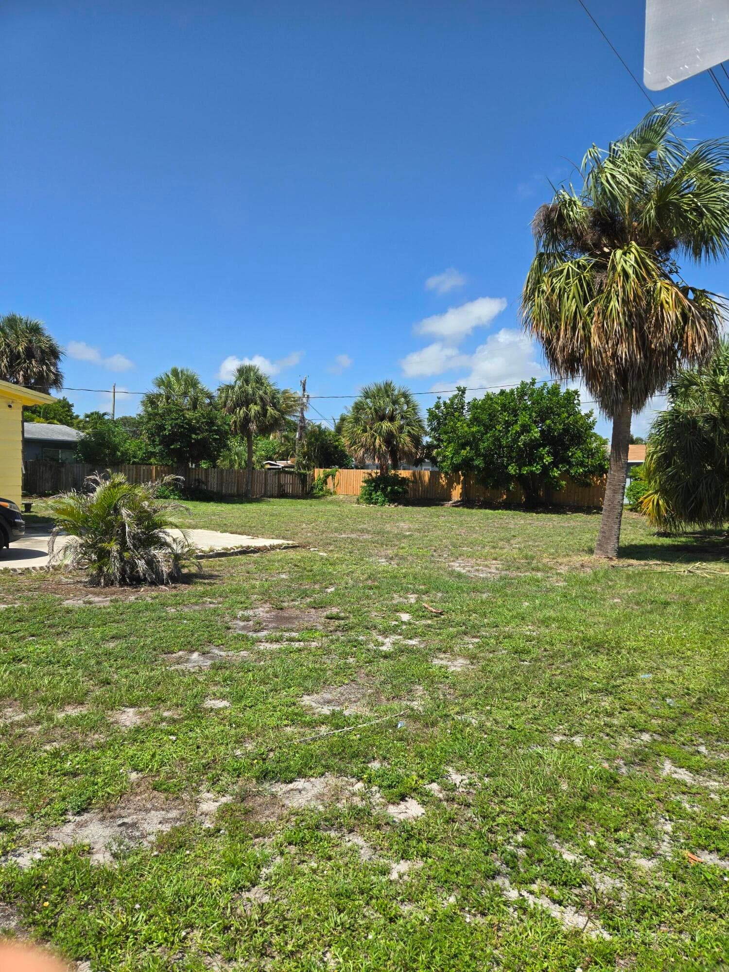 239 NE 18th Avenue, Pompano Beach, FL 33060 — photo 3 of 3
