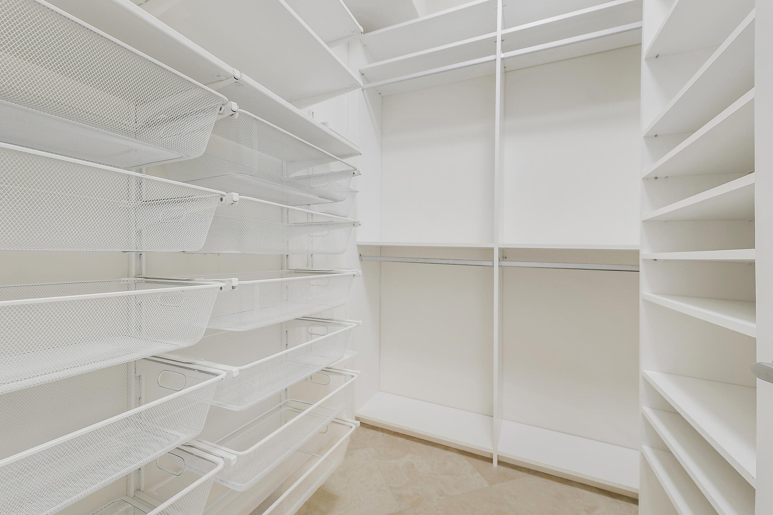701 S Olive Avenue 1706, West Palm Beach, FL 33401 — photo 10 of 22