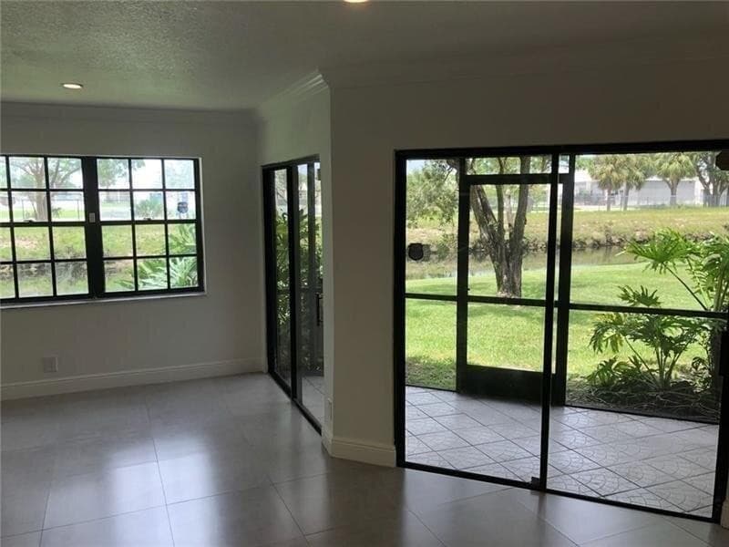 9015 W Sunrise Boulevard, Plantation, FL 33322 — photo 9 of 28