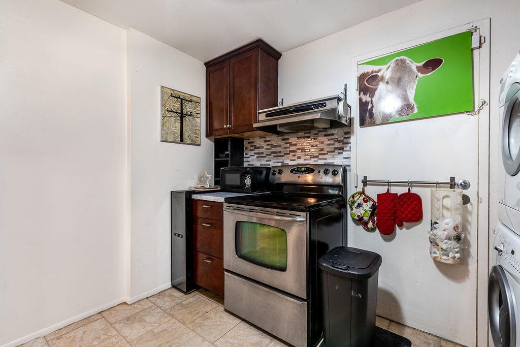 3680 Inverrary Drive 1v, Lauderhill, FL 33319 — photo 20 of 35