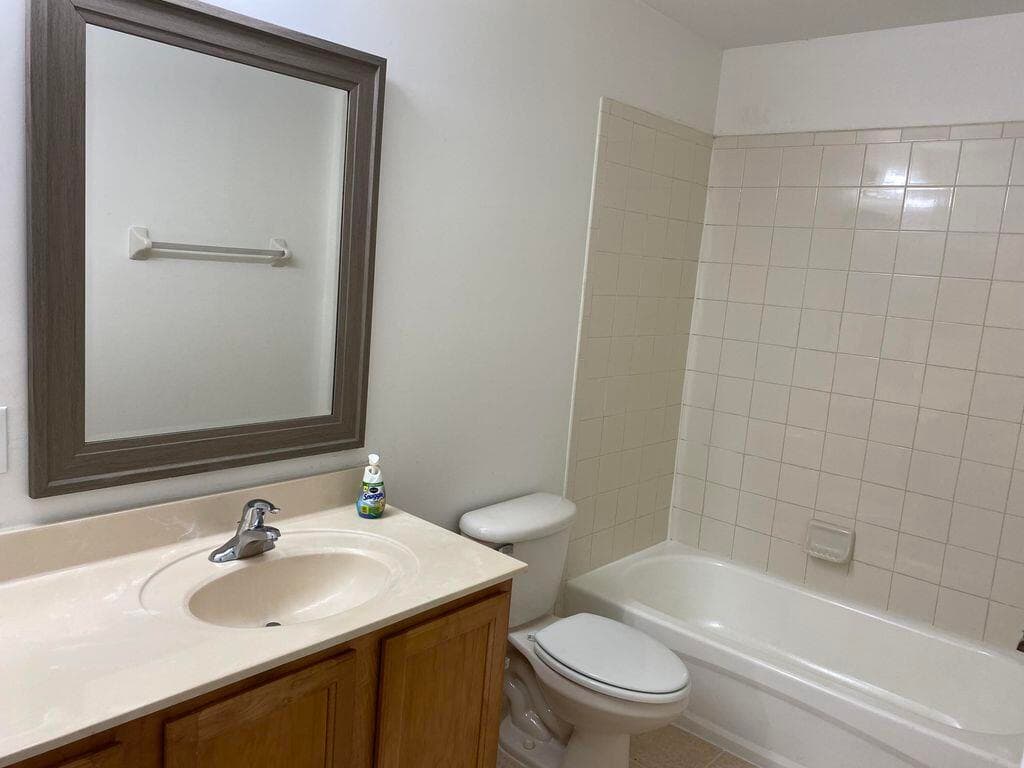 925 Imperial Lake Road, West Palm Beach, FL 33413 — photo 10 of 17