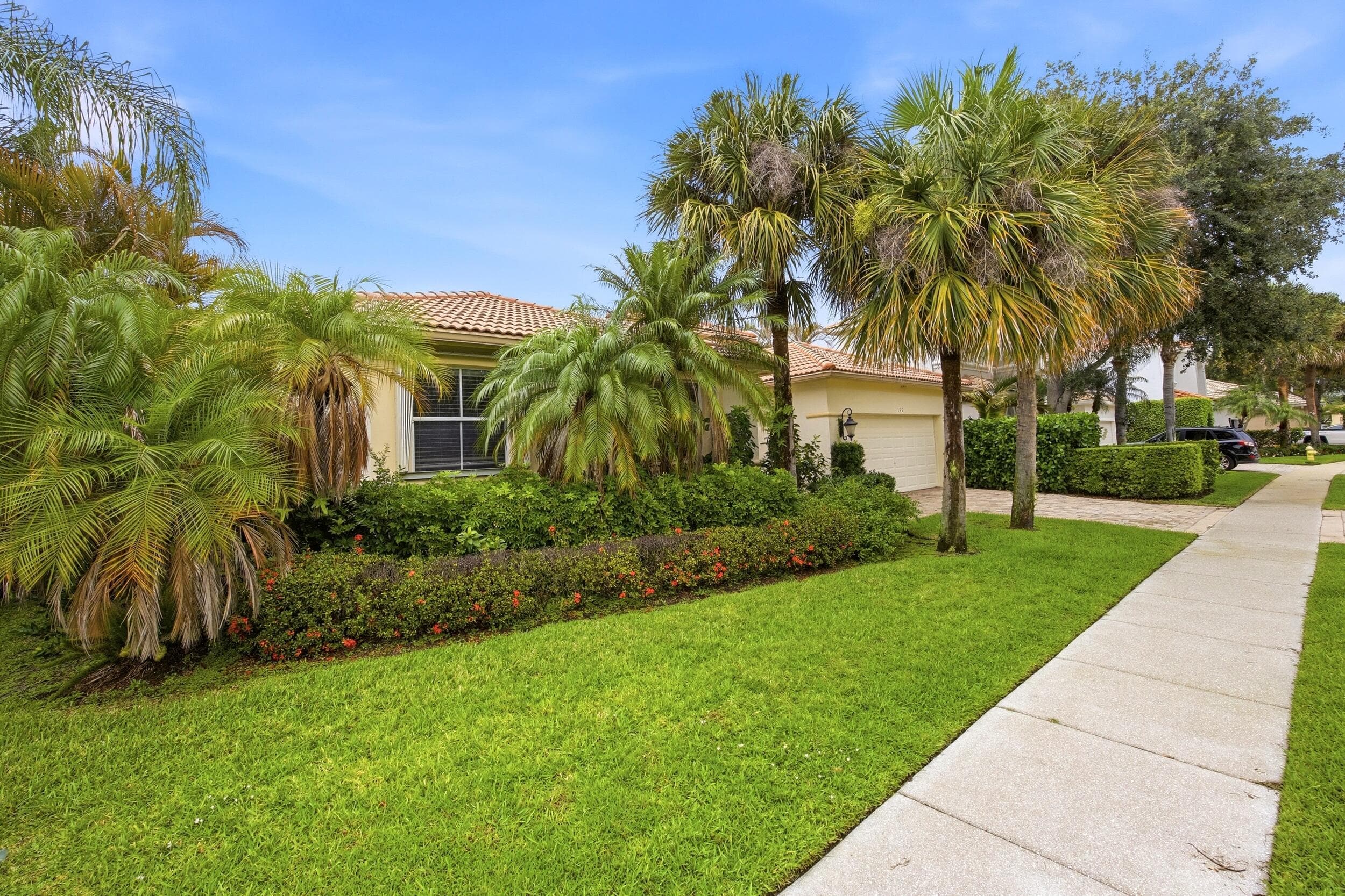 195 Sedona Way, Palm Beach Gardens, FL 33418 — photo 3 of 76