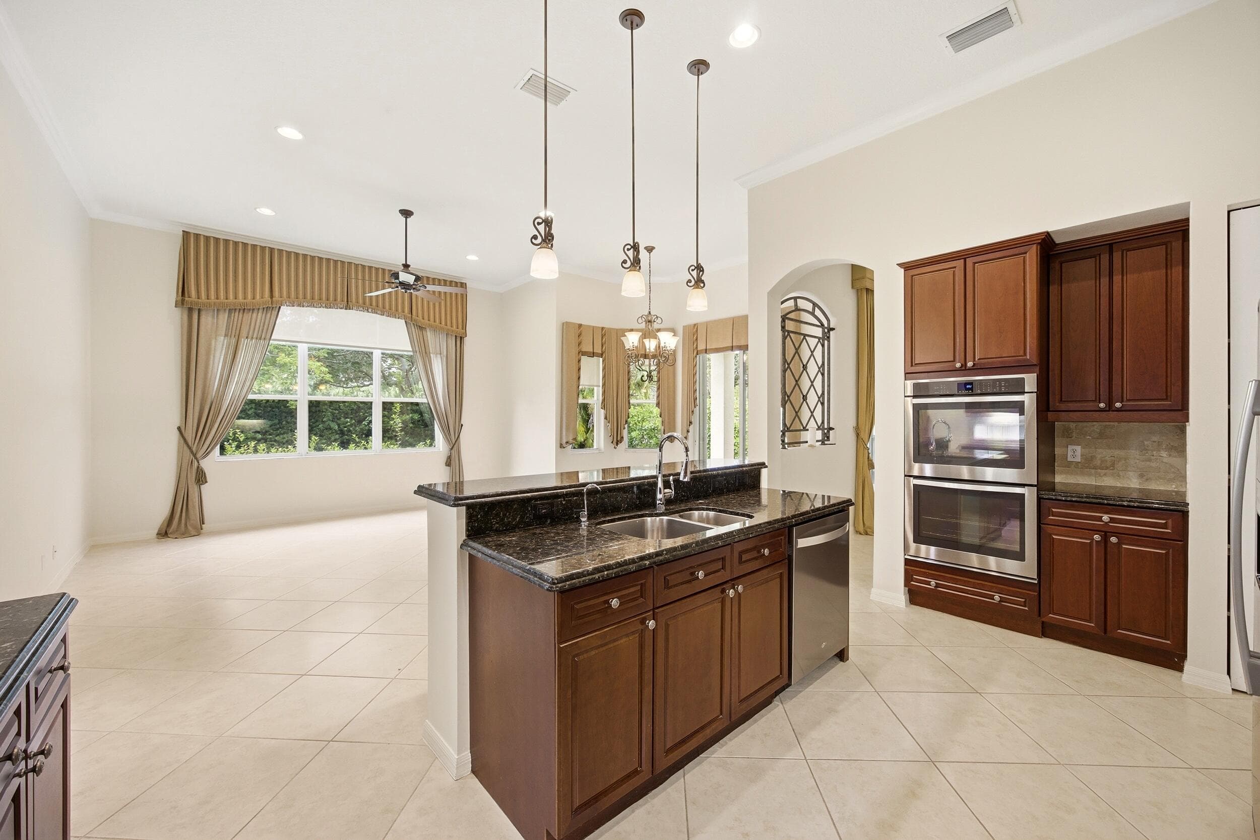 195 Sedona Way, Palm Beach Gardens, FL 33418 — photo 20 of 76