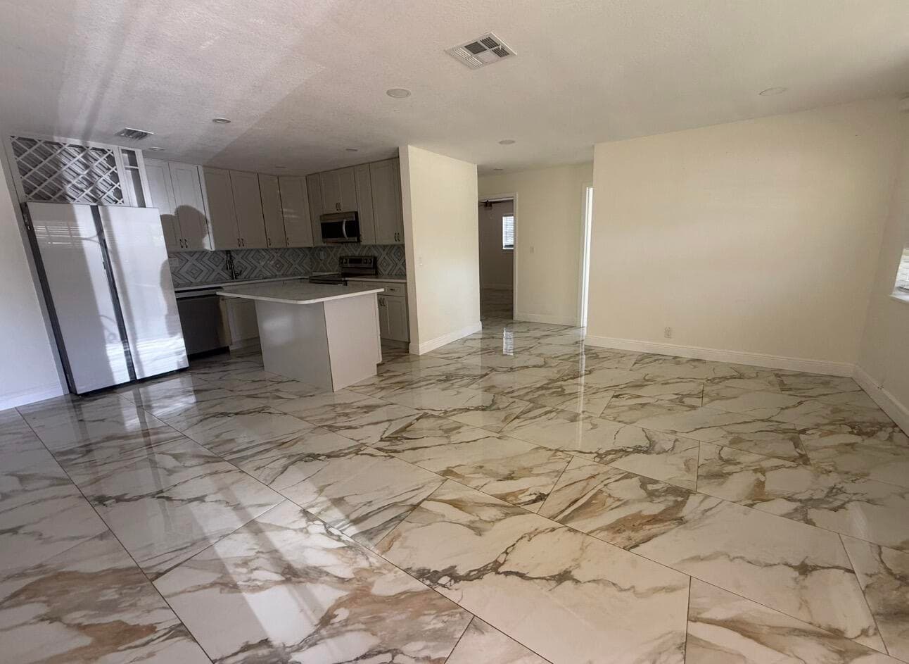 2122 NE 1st Street, Boynton Beach, FL 33435 — photo 1 of 15