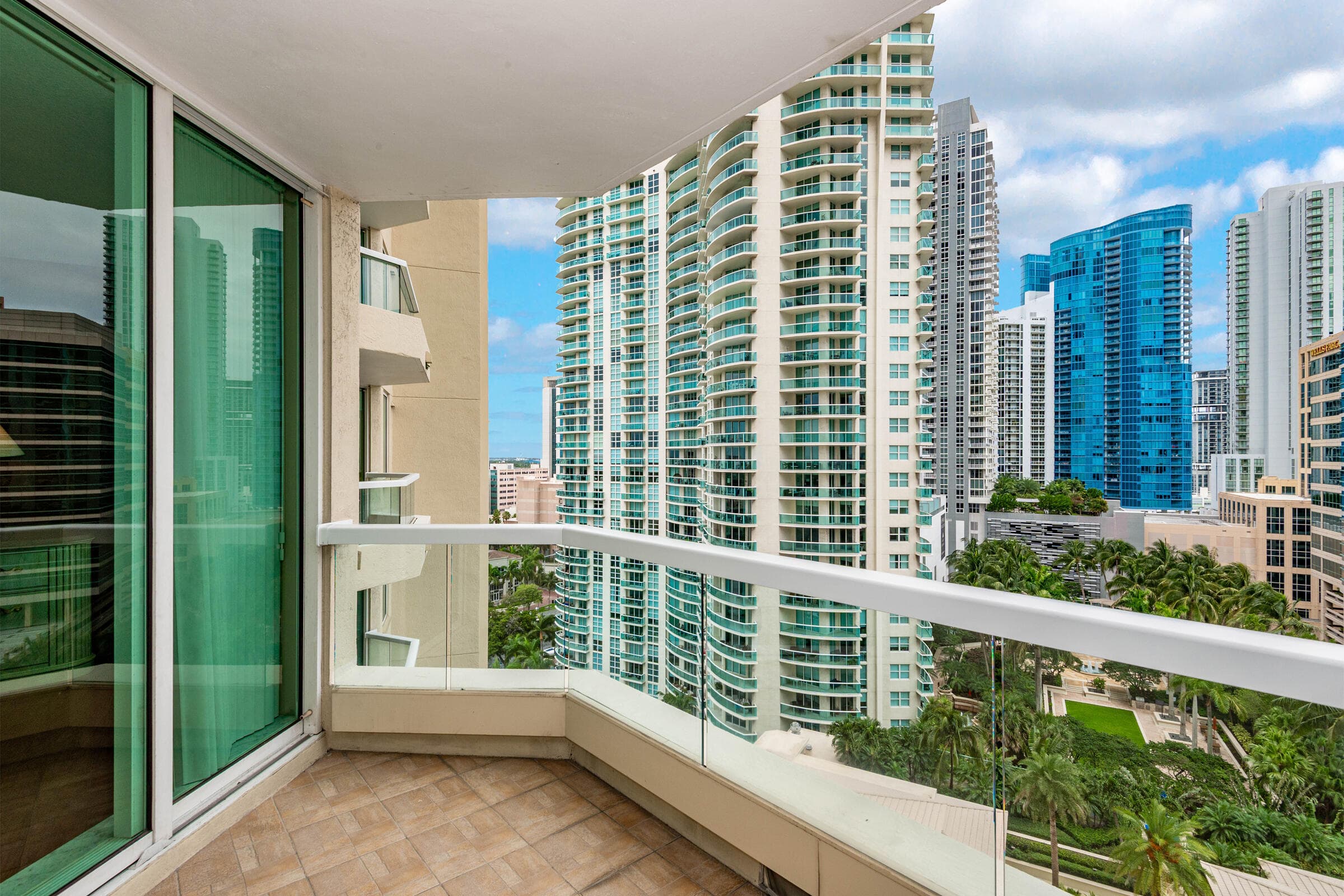 411 N New River Dr Drive E 1703, Fort Lauderdale, FL 33301 — photo 51 of 55