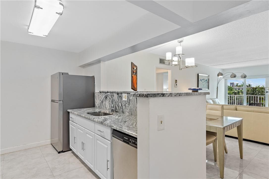 95 N Birch Road 405, Fort Lauderdale, FL 33304 — photo 19 of 34