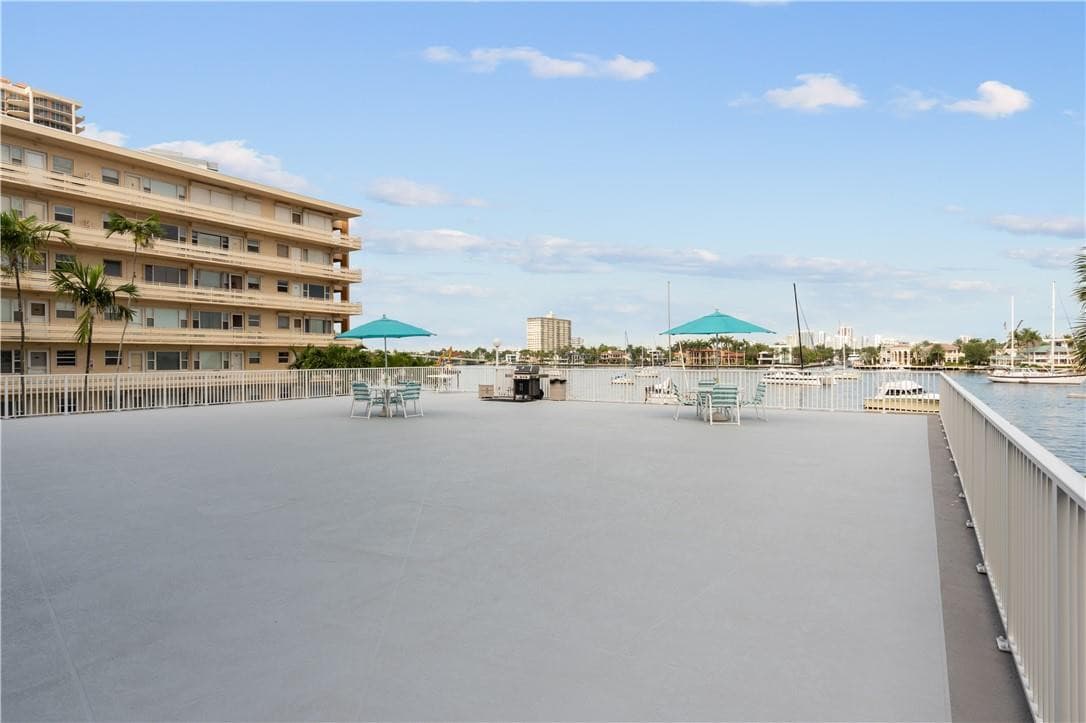 95 N Birch Road 405, Fort Lauderdale, FL 33304 — photo 32 of 34