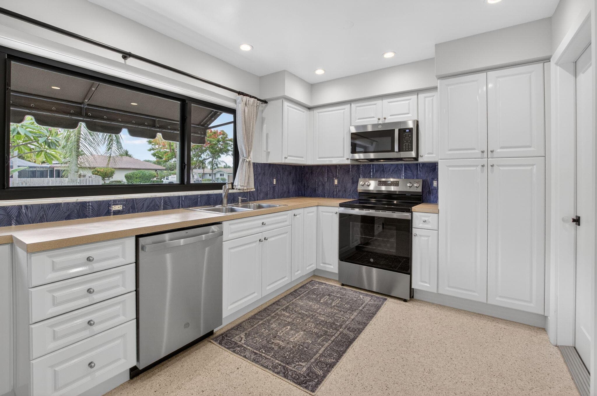 450 SW 12th Terrace, Boca Raton, FL 33486 — photo 12 of 55