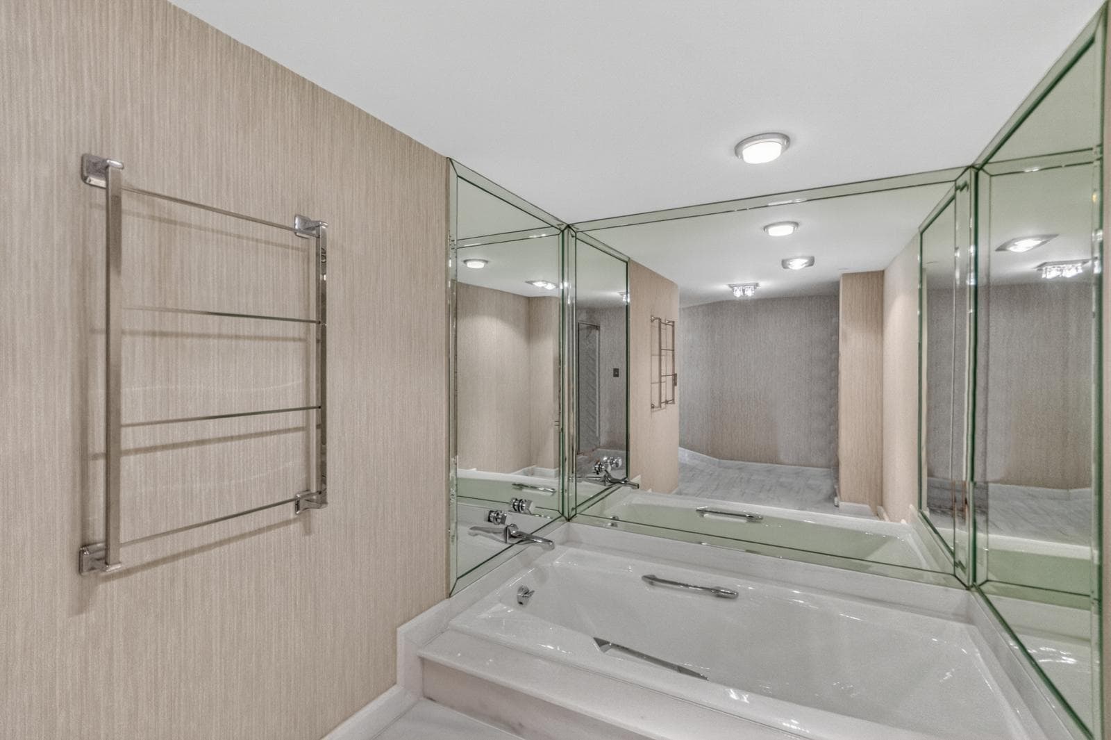 100 Lakeshore Drive 1755, North Palm Beach, FL 33408 — photo 39 of 97