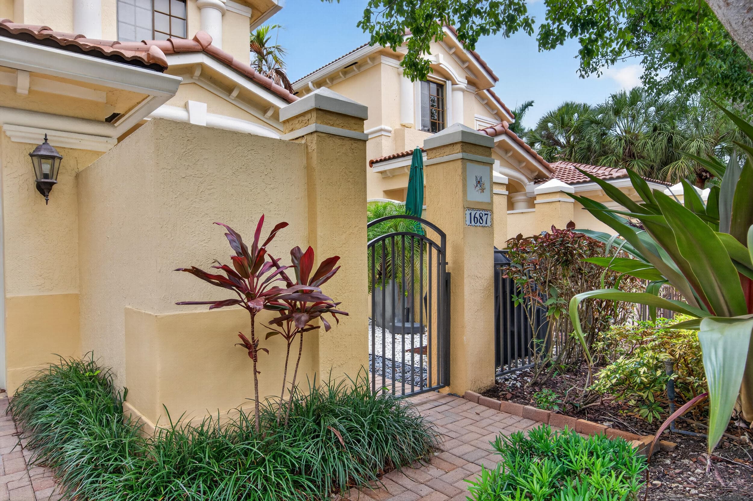 1687 Passion Vine Circle 1687, Weston, FL 33326 — photo 2 of 53