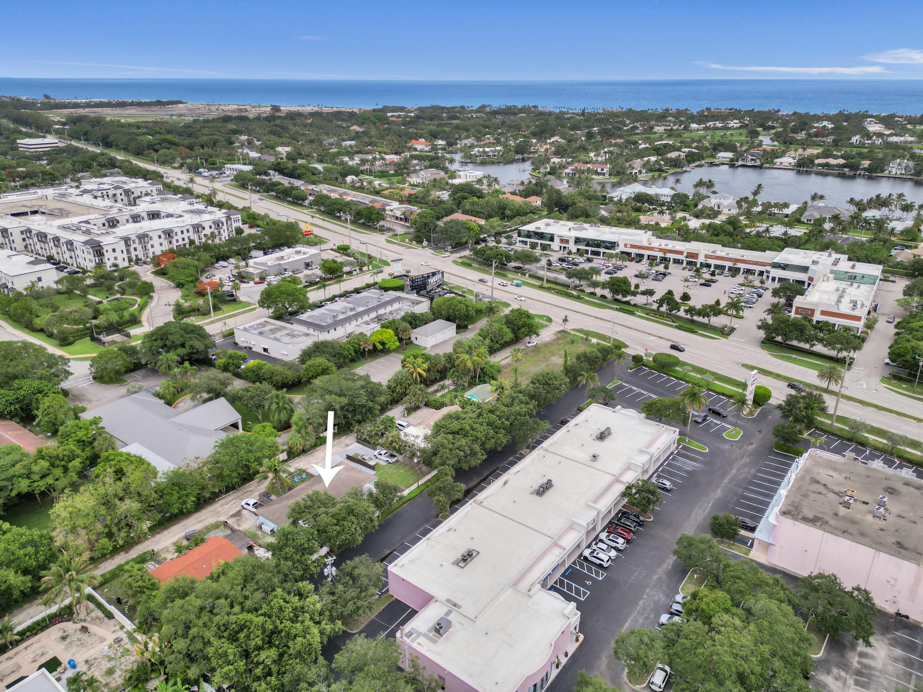 1718 Ridge Road, North Palm Beach, FL 33408 — photo 5 of 38