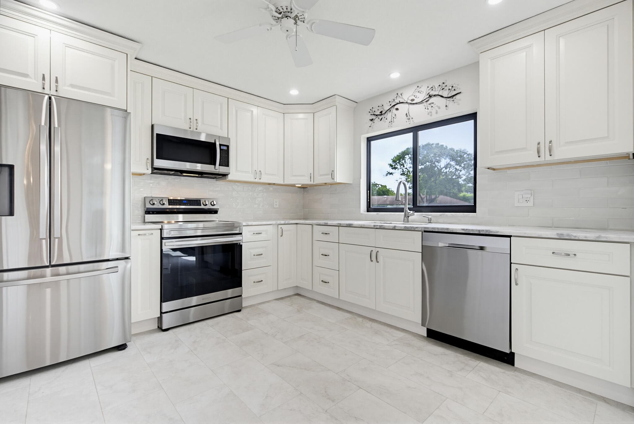 4854 Equestrian Circle Apt B, Boynton Beach, FL 33436 — photo 12 of 41