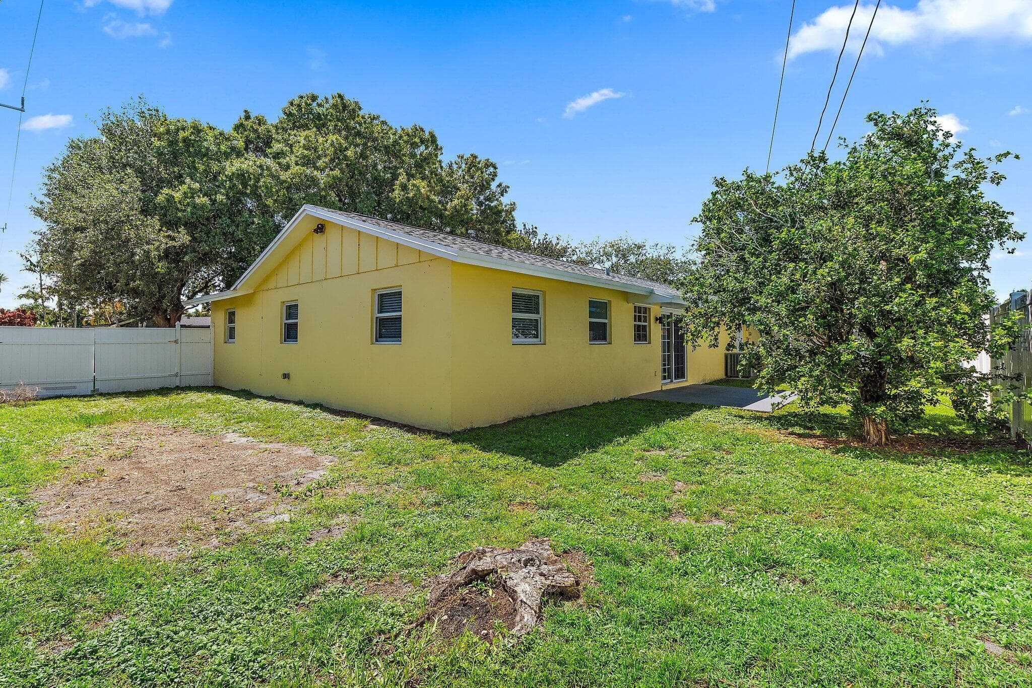678 Riverside Drive, Palm Beach Gardens, FL 33410 — photo 39 of 44