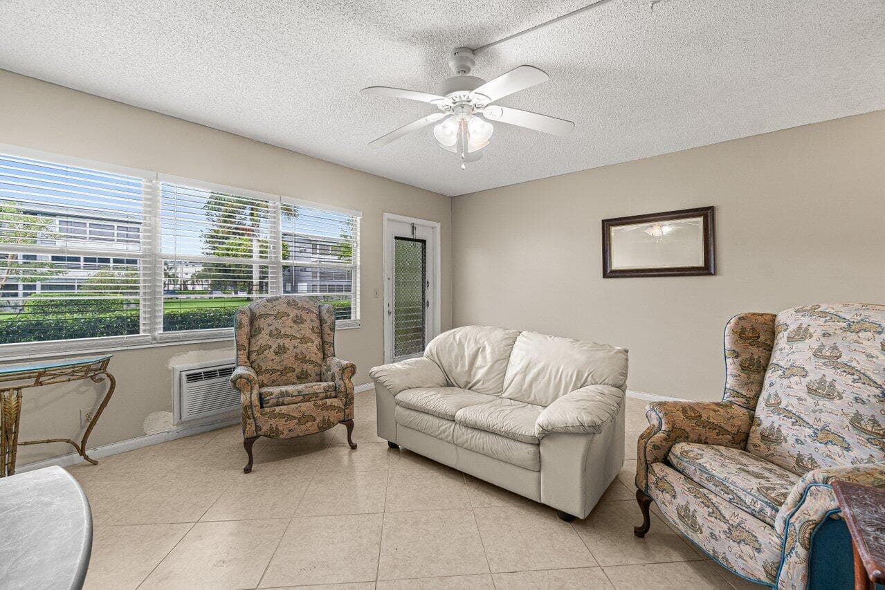 175 Suffolk E, Boca Raton, FL 33434 — photo 7 of 23