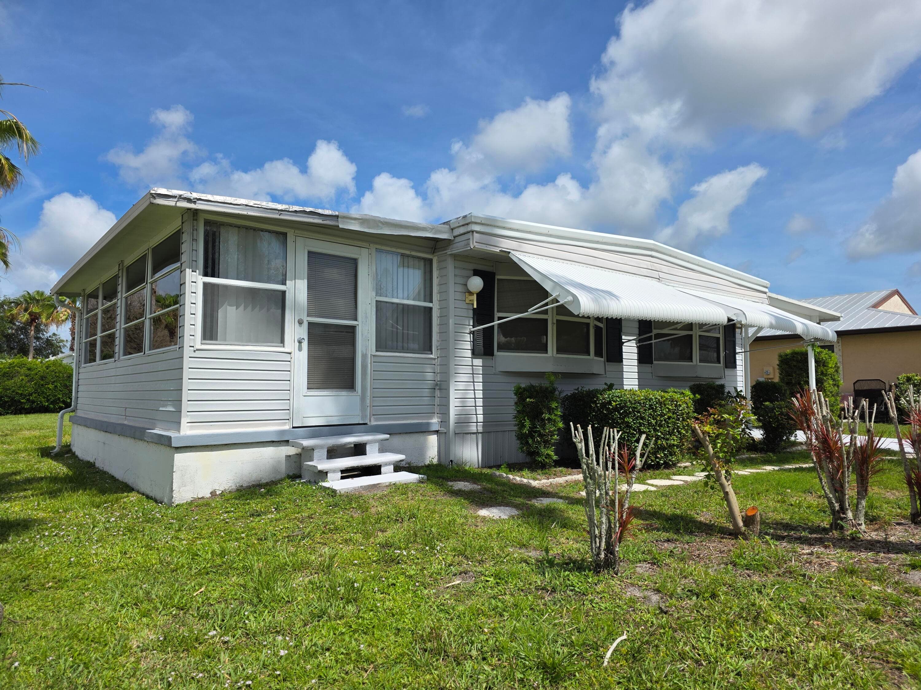 36 Grande Vista Way, Port St. Lucie, FL 34952 — photo 3 of 16