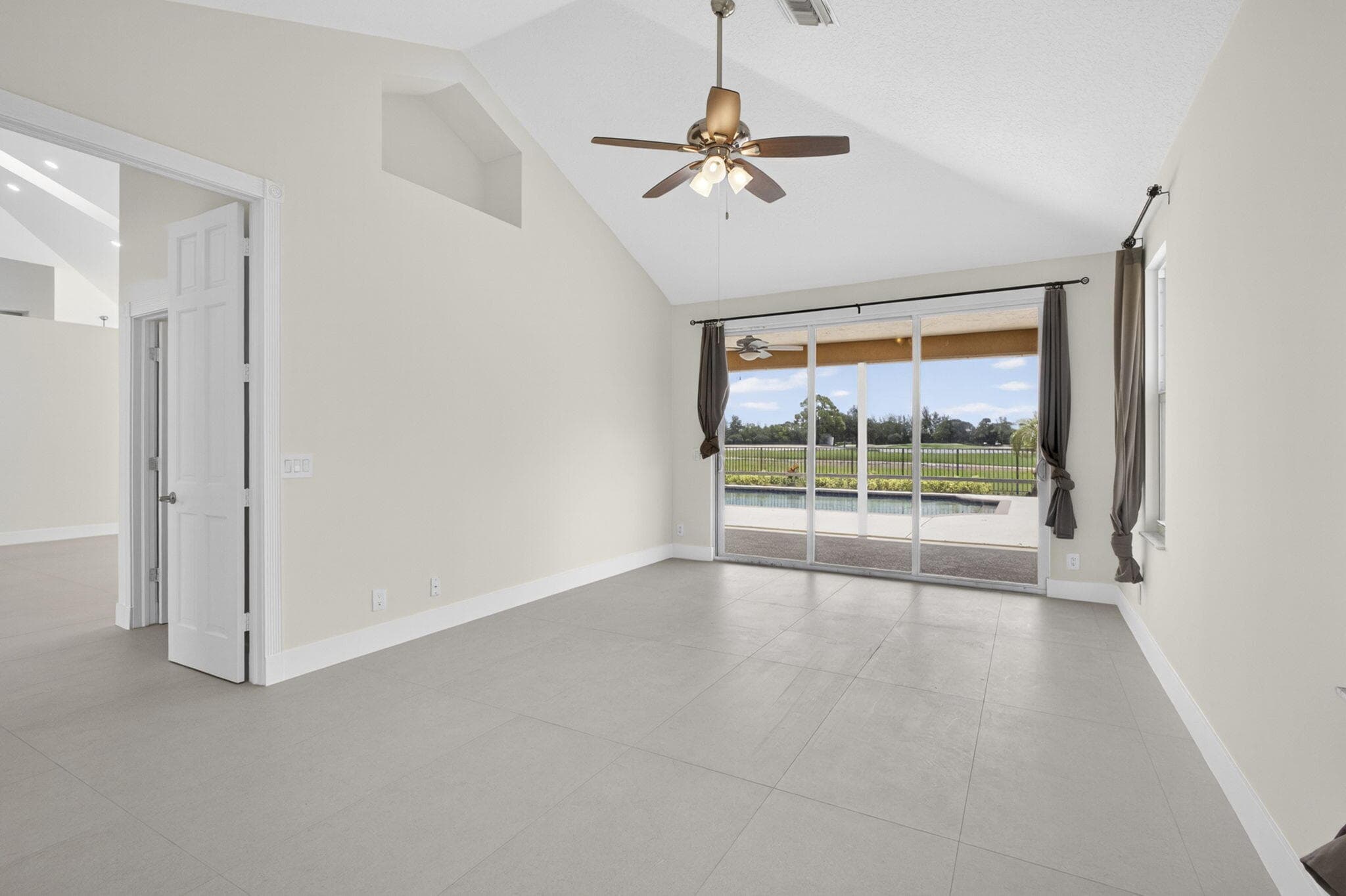 8030 Woodsmuir Drive, Palm Beach Gardens, FL 33412 — photo 43 of 77