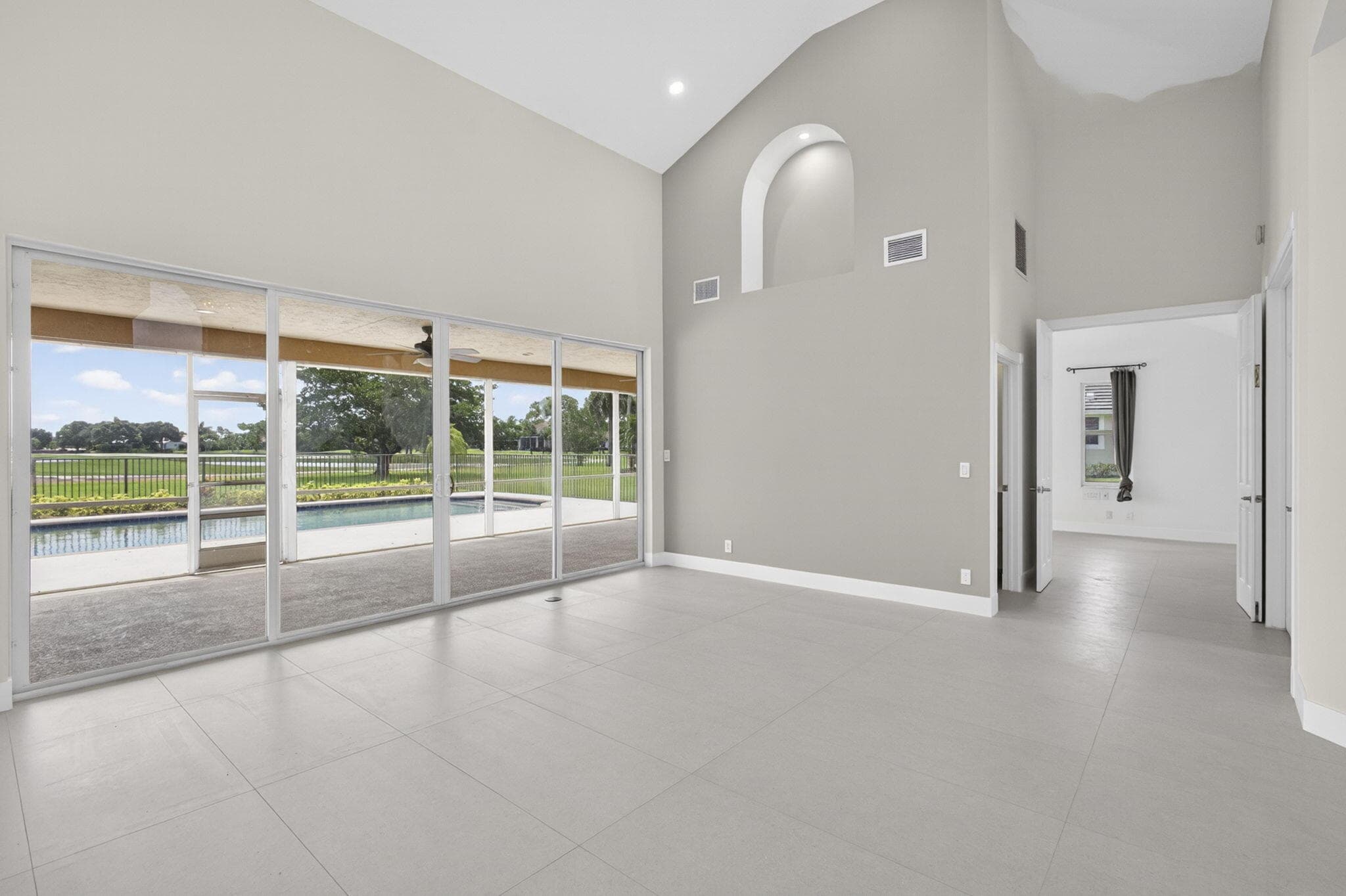 8030 Woodsmuir Drive, Palm Beach Gardens, FL 33412 — photo 14 of 77