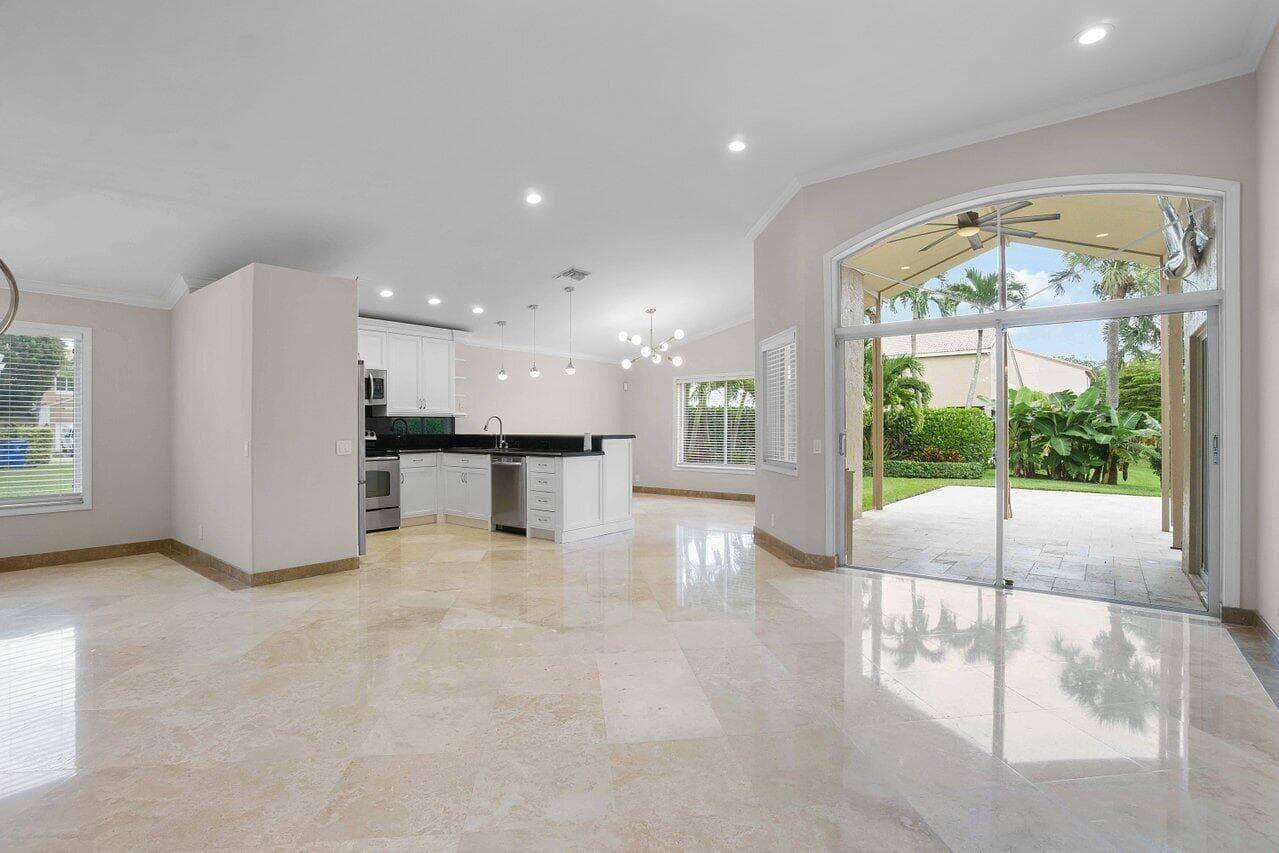 660 NW 45th Avenue, Deerfield Beach, FL 33442 — photo 9 of 55