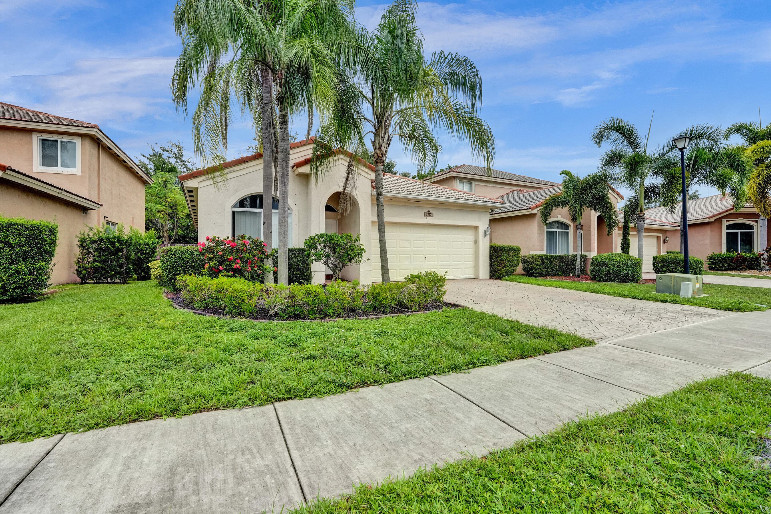 3717 Pebblebrook Manor, Coconut Creek, FL 33073 — photo 5 of 67