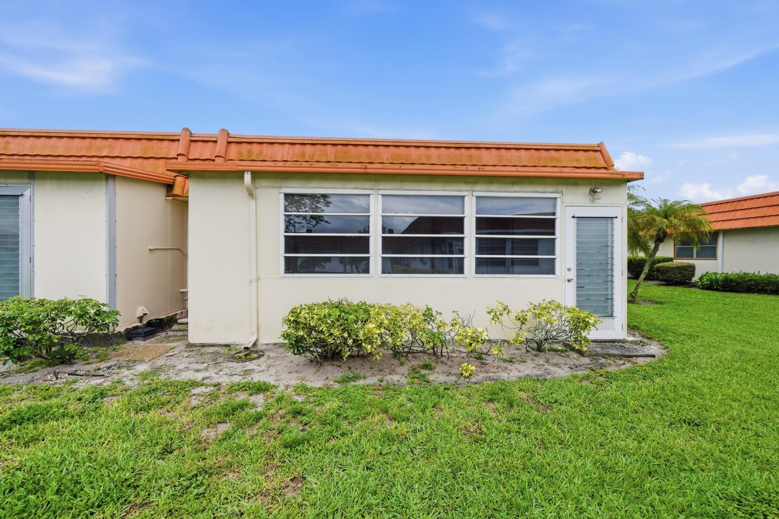 28 Seville 'b', Delray Beach, FL 33446 — photo 33 of 51