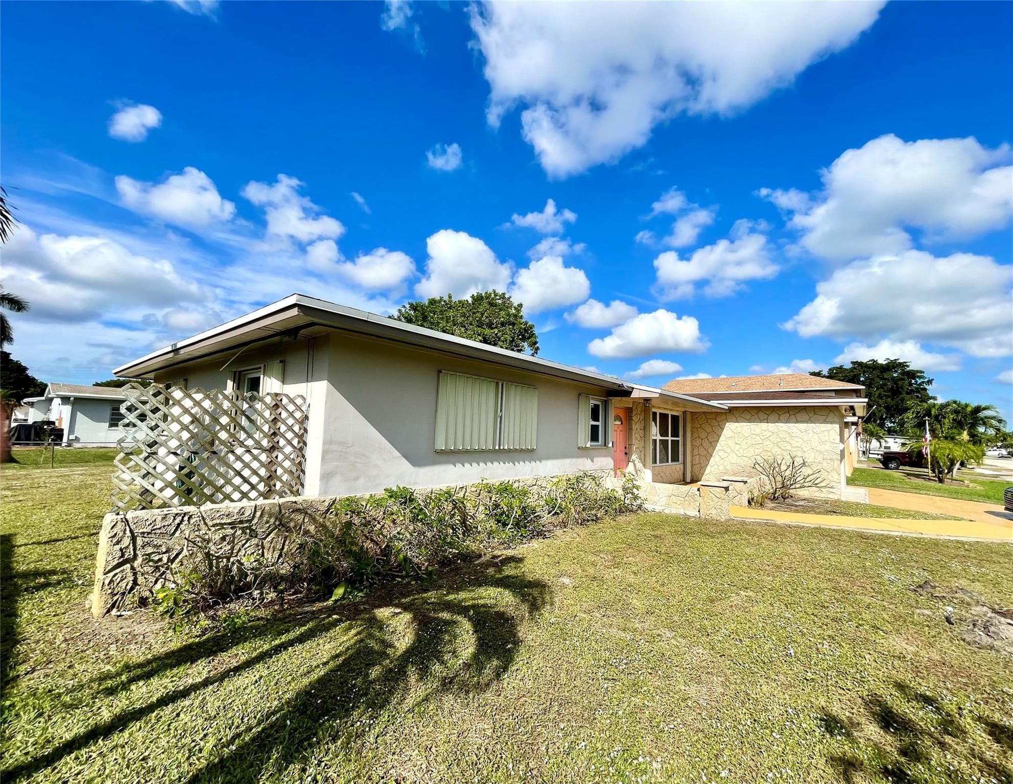 2090 NW 84th Terrace, Pembroke Pines, FL 33024 — photo 28 of 29