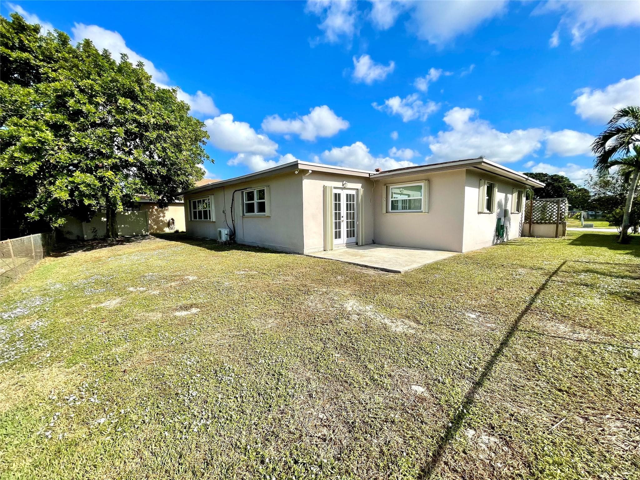 2090 NW 84th Terrace, Pembroke Pines, FL 33024 — photo 27 of 29