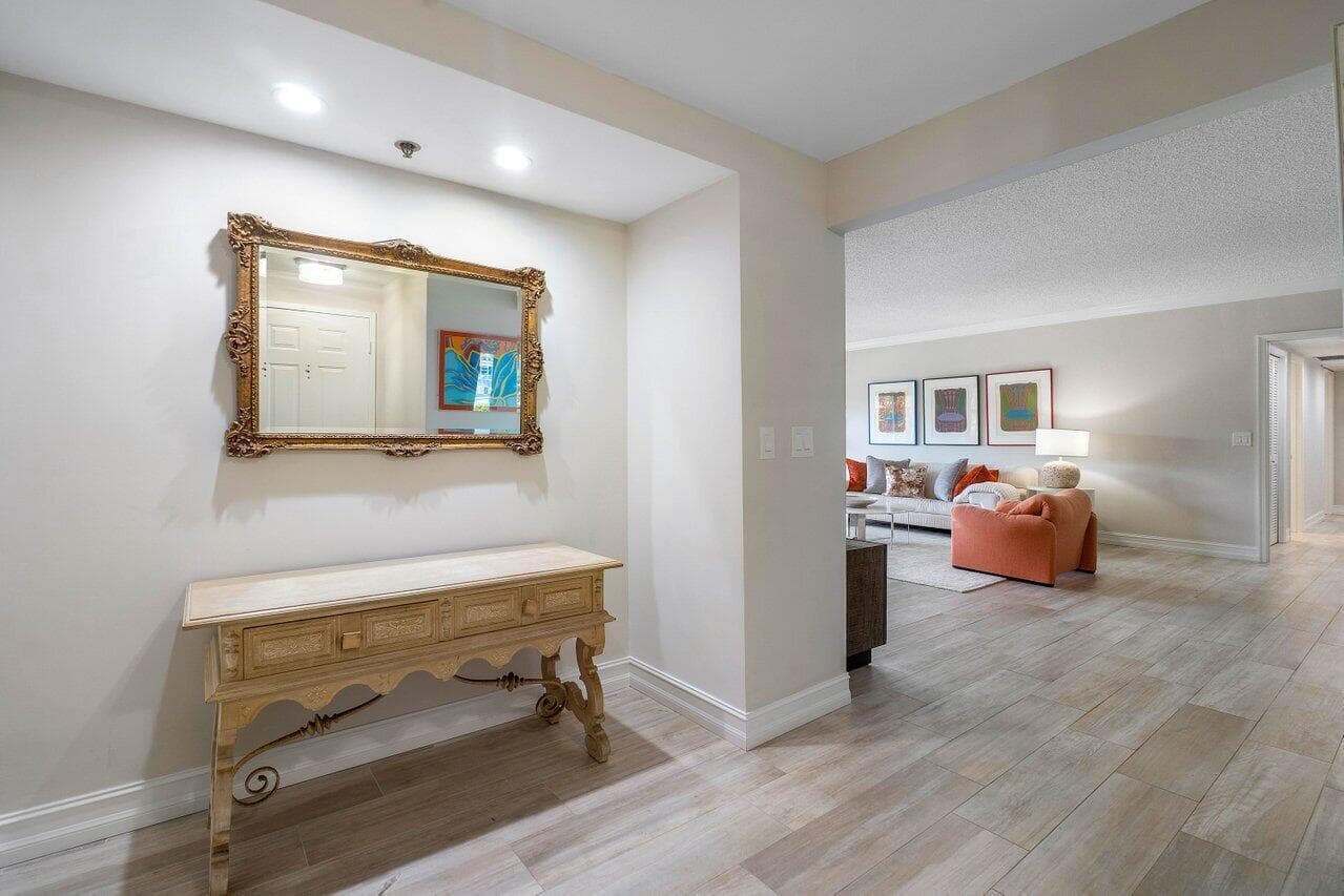 950 De Soto Road 2b, Boca Raton, FL 33432 — photo 3 of 38
