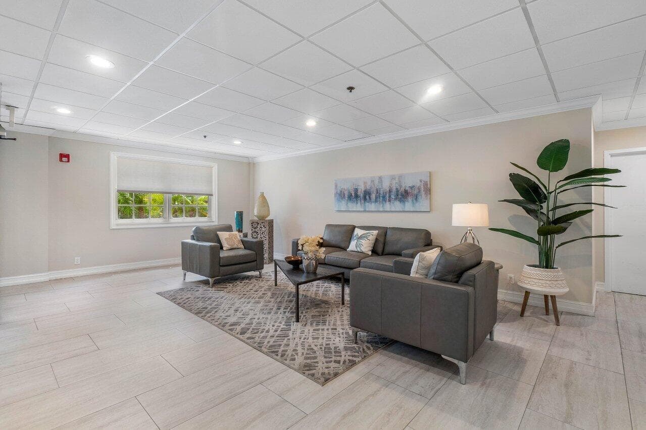 950 De Soto Road 2b, Boca Raton, FL 33432 — photo 35 of 38