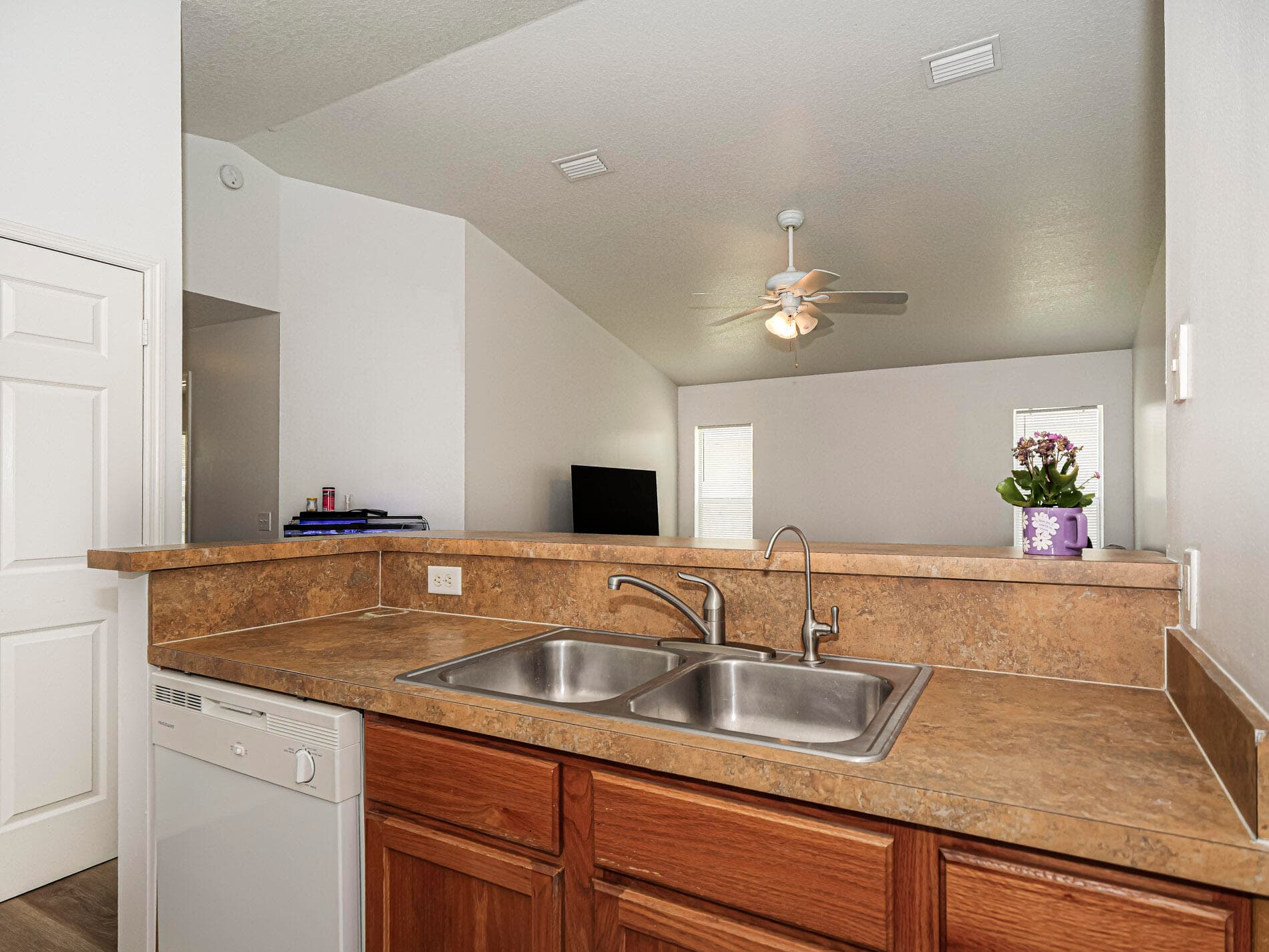 1575 17th Court SW, Vero Beach, FL 32962 — photo 14 of 30
