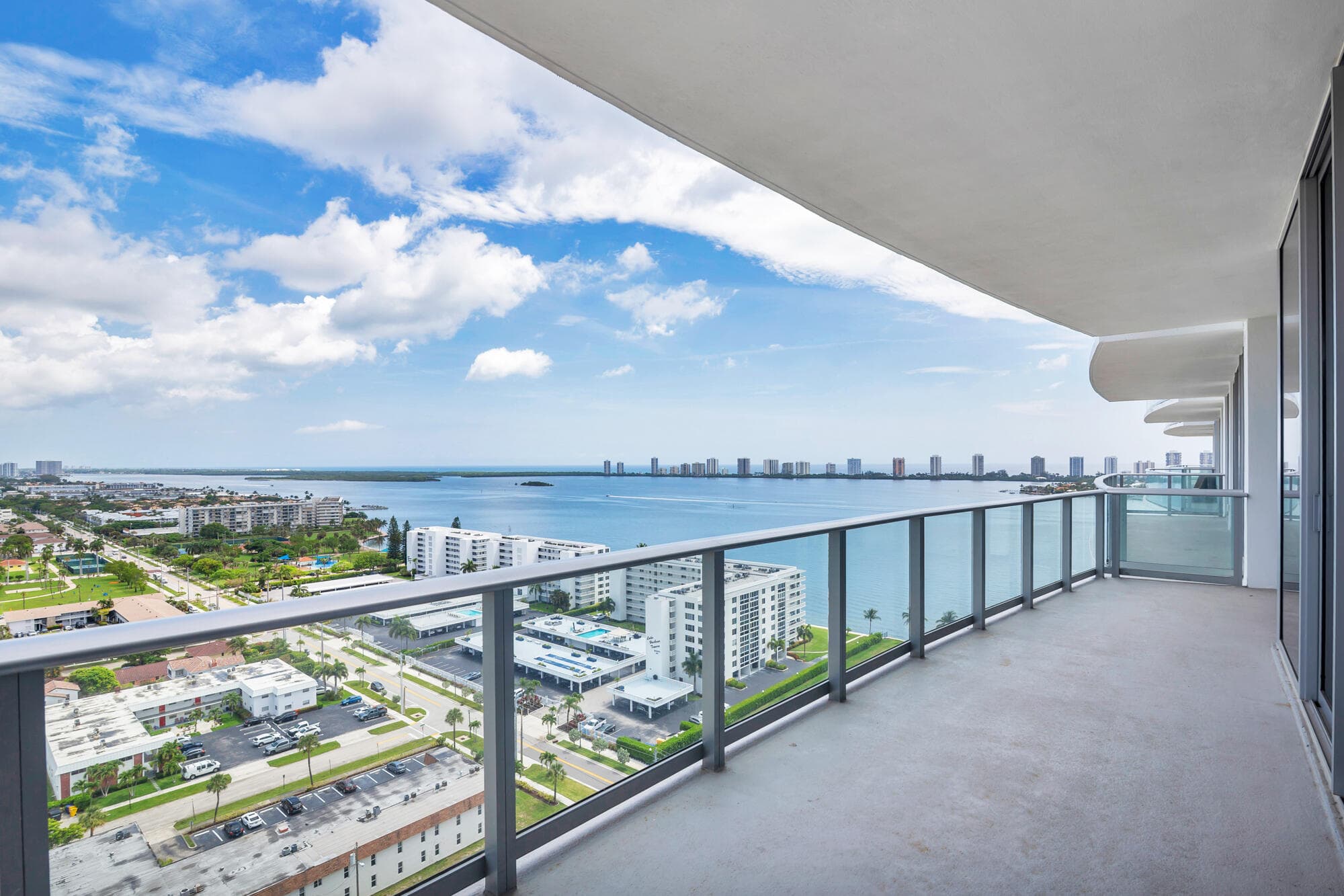 220 Lake Shore Drive 1813, Lake Park, FL 33403 — photo 15 of 33