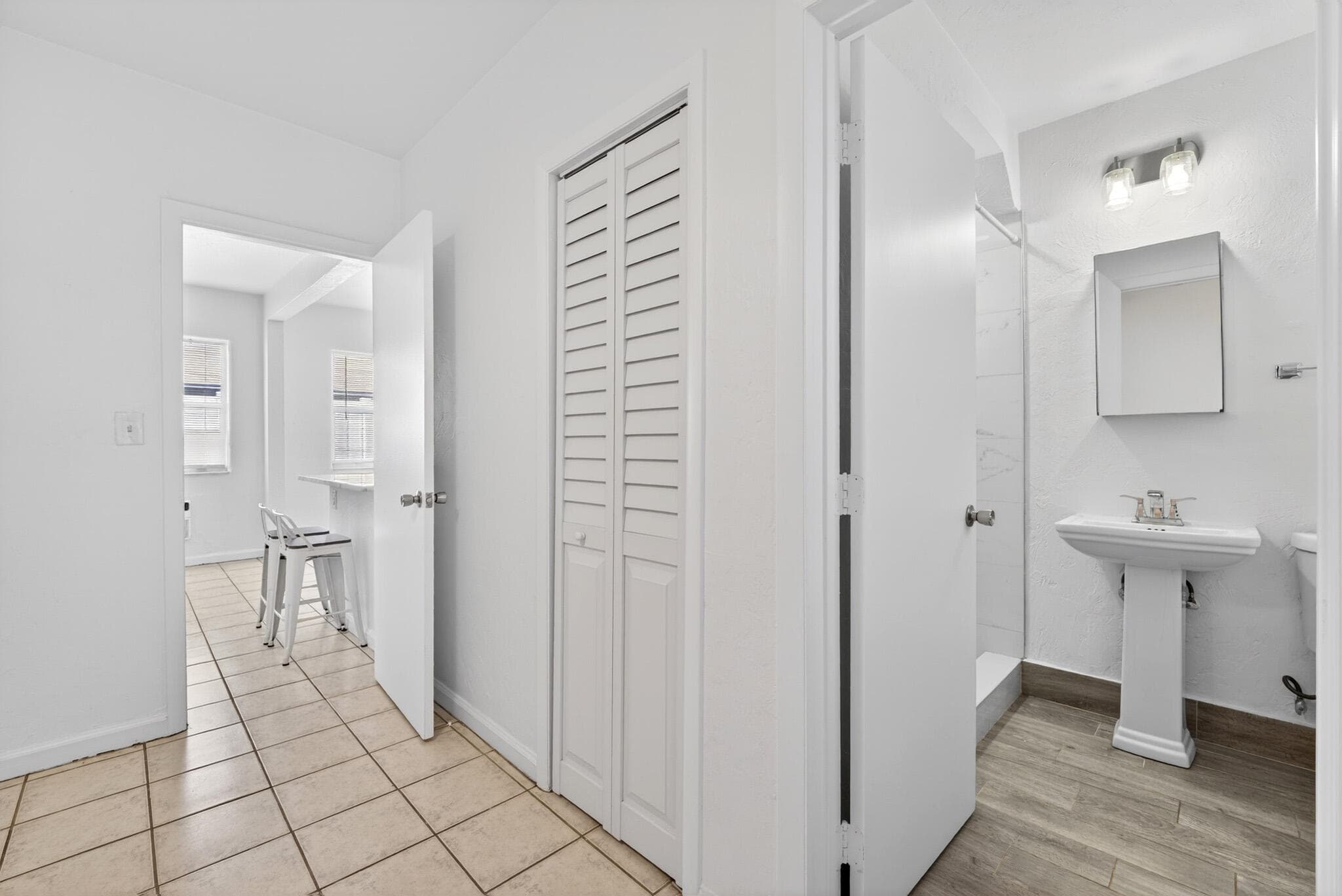 412 SE 16th Street 3, Fort Lauderdale, FL 33316 — photo 19 of 39