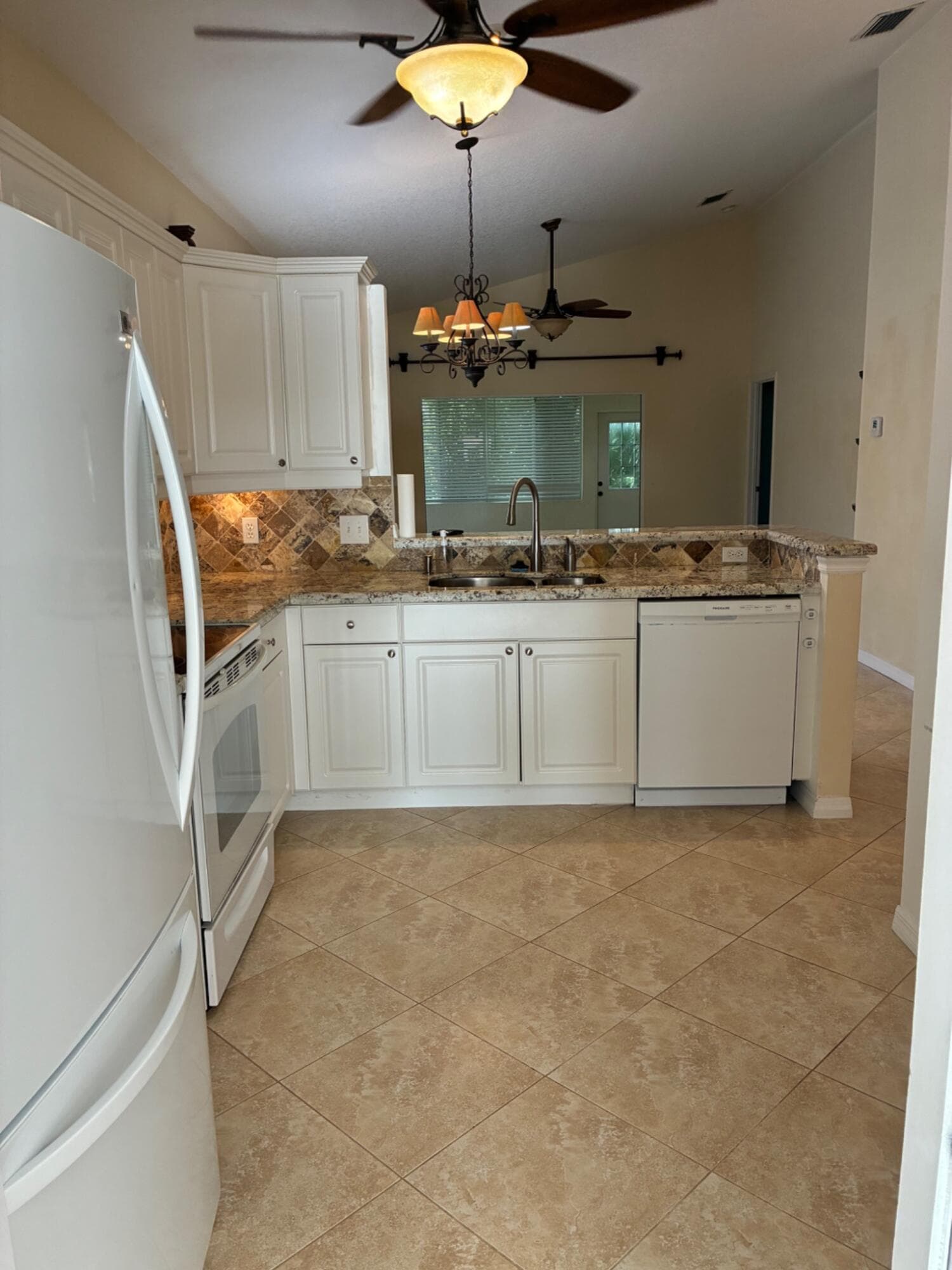 7916 SE Sugar Pines Way, Hobe Sound, FL 33455 — photo 7 of 24
