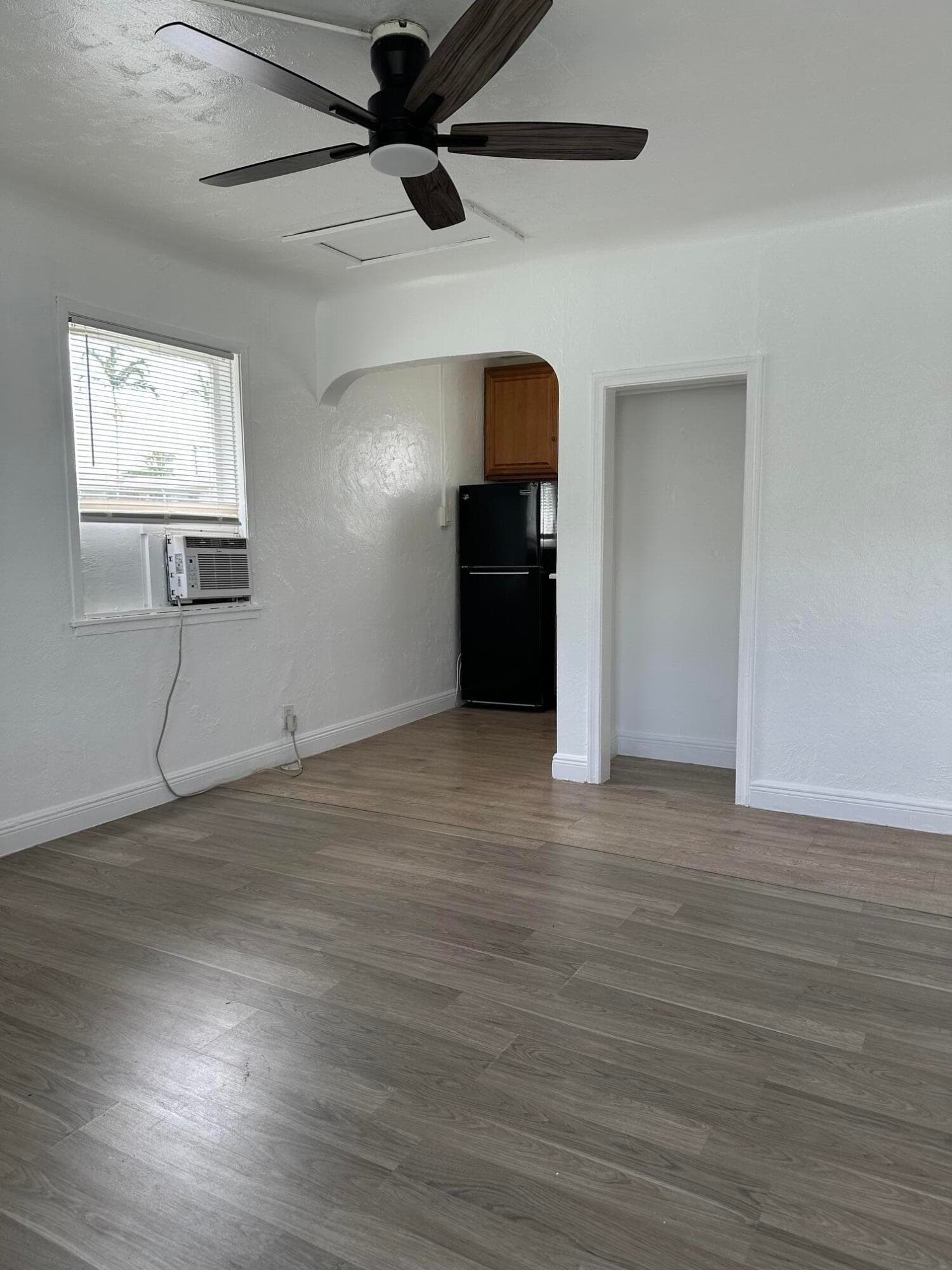 17 Detroit Street 1, Lake Worth, FL 33461 — photo 2 of 9