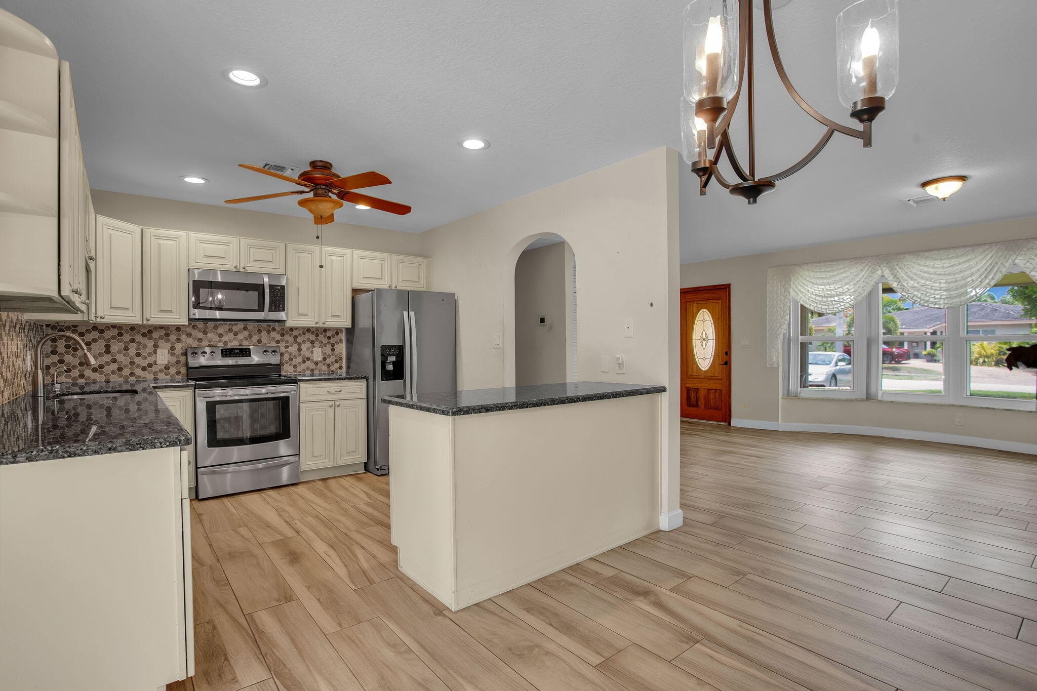 1910 NE 52nd Street NE, Fort Lauderdale, FL 33308 — photo 32 of 49