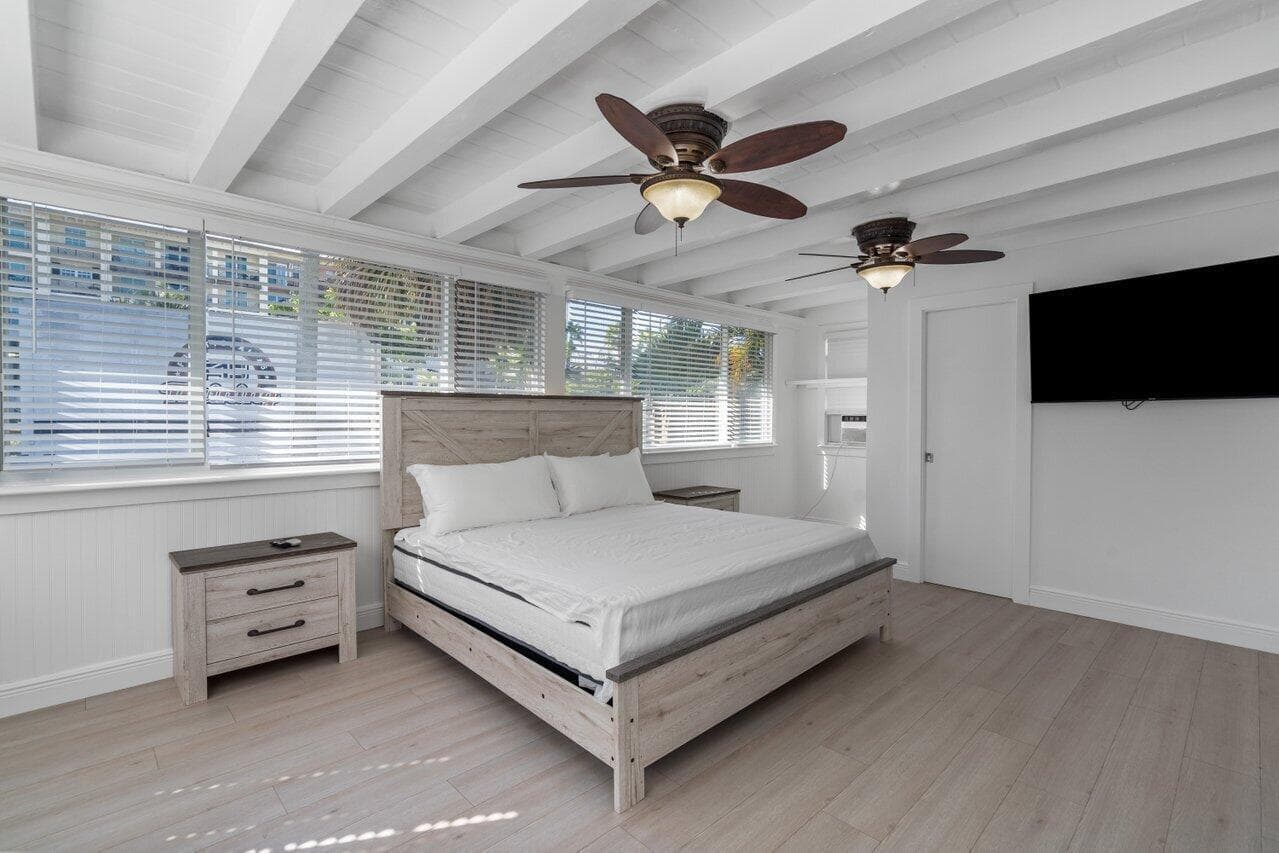 126 NE 4th Avenue, Delray Beach, FL 33483 — photo 34 of 41