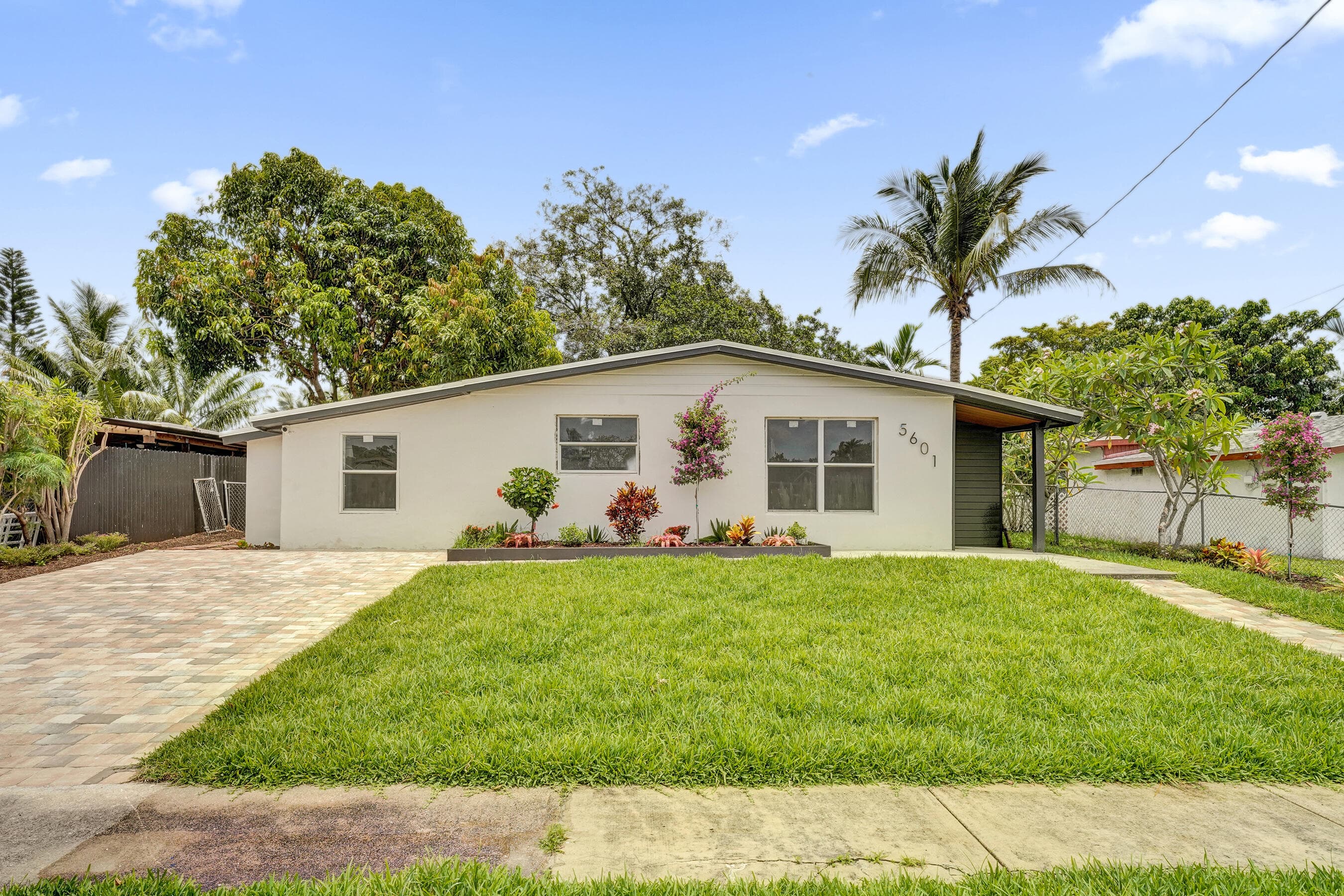 5601 SW 36th Court, Davie, FL 33314 — photo 2 of 56