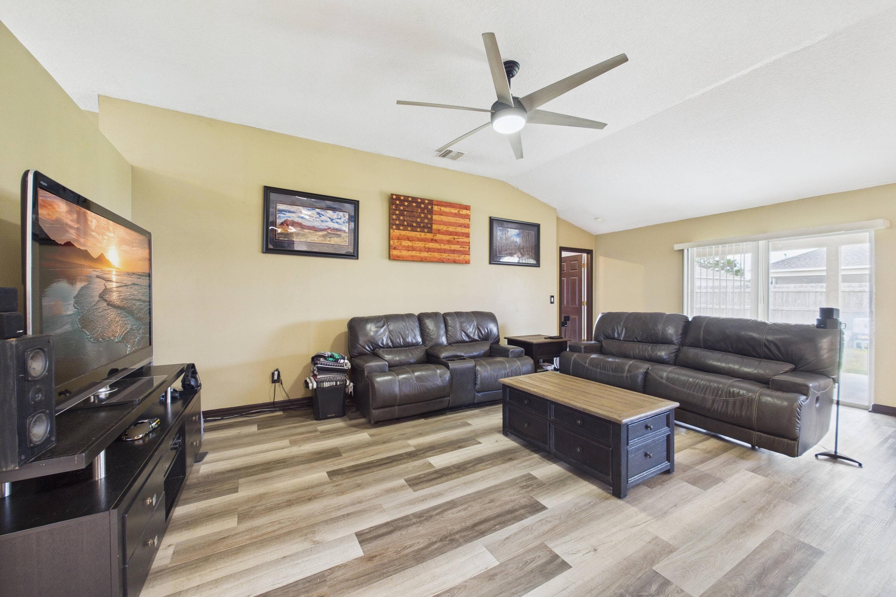 567 Mimosa Street SW, Palm Bay, FL 32908 — photo 8 of 65