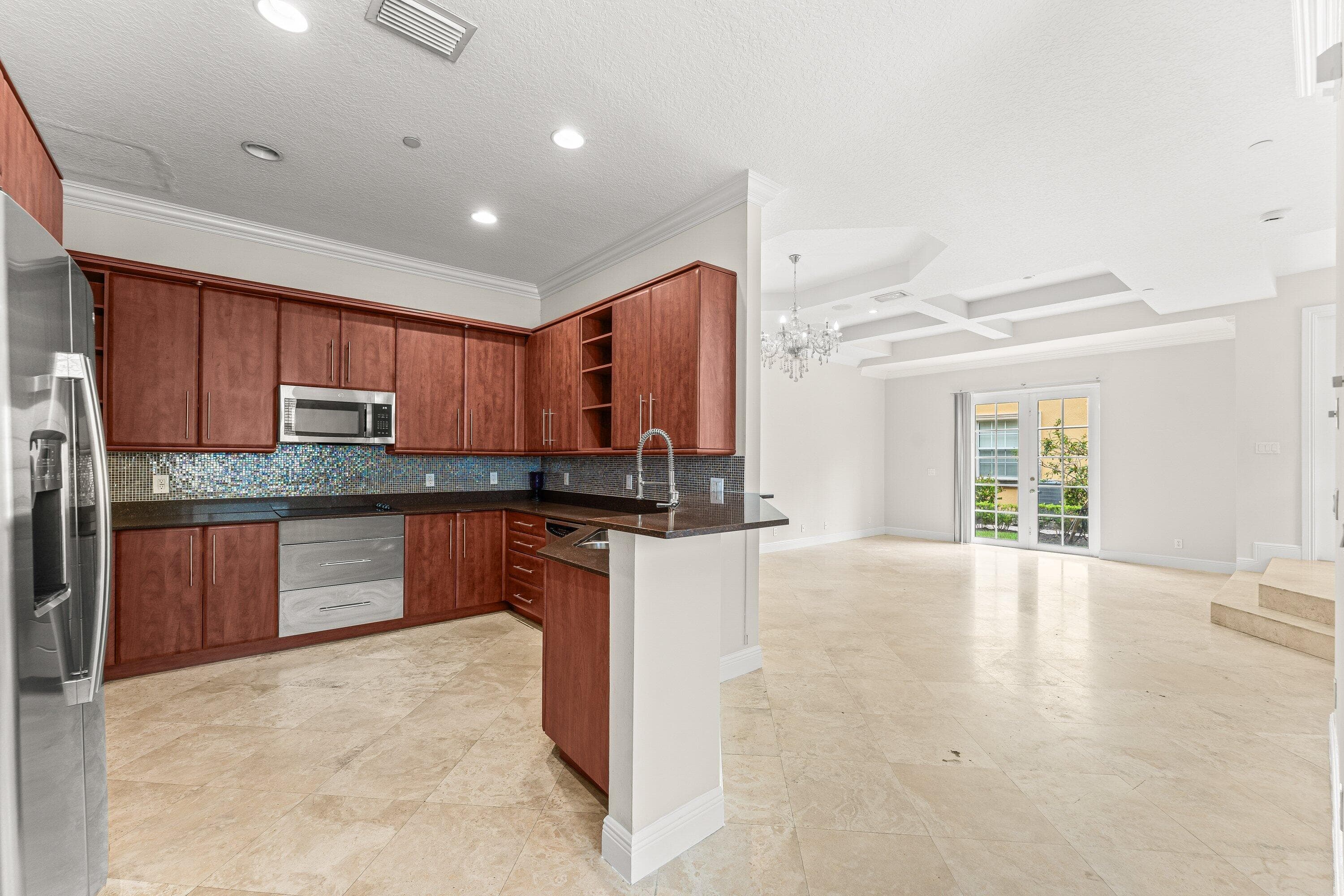 210 NE 69th Circle, Boca Raton, FL 33487 — photo 6 of 61