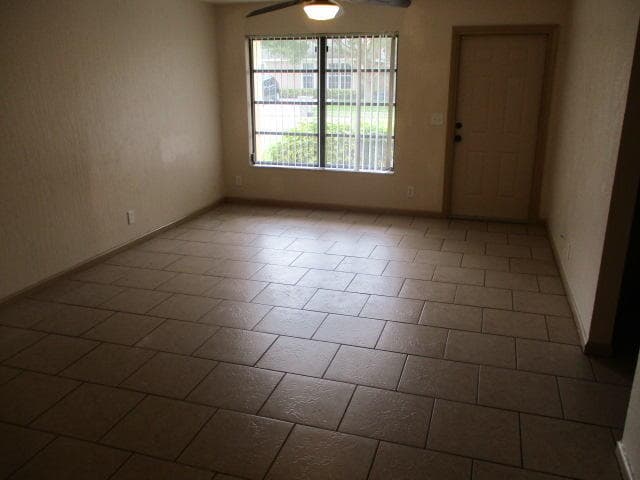 9079 E Highland Pines Drive, Palm Beach Gardens, FL 33418 — photo 4 of 20