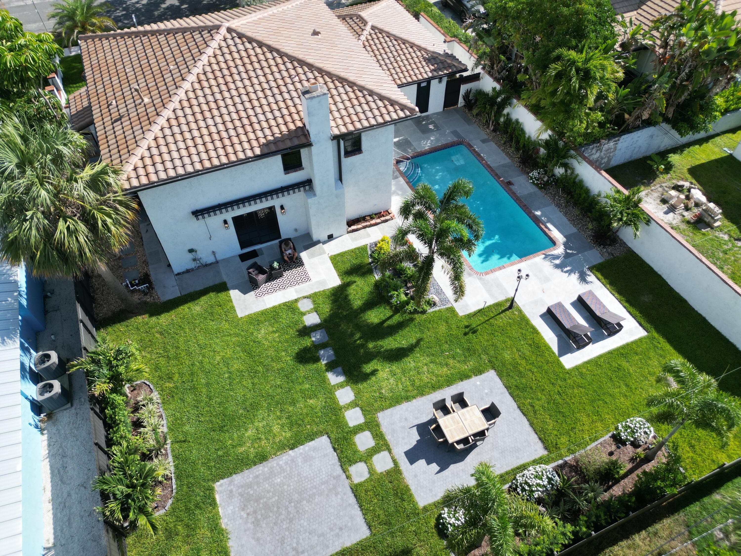 308 Greymon Drive, West Palm Beach, FL 33405 — photo 4 of 71