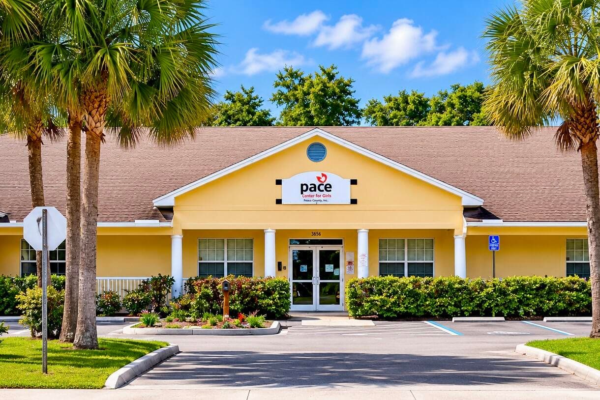 3651 Virginia Avenue, Fort Pierce, FL — photo 1 of 15