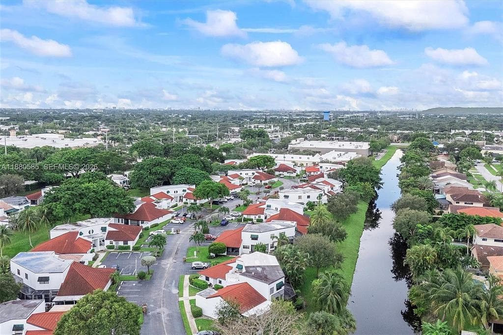 385 NW 36th Avenue, Deerfield Beach, FL 33442 — photo 40 of 44