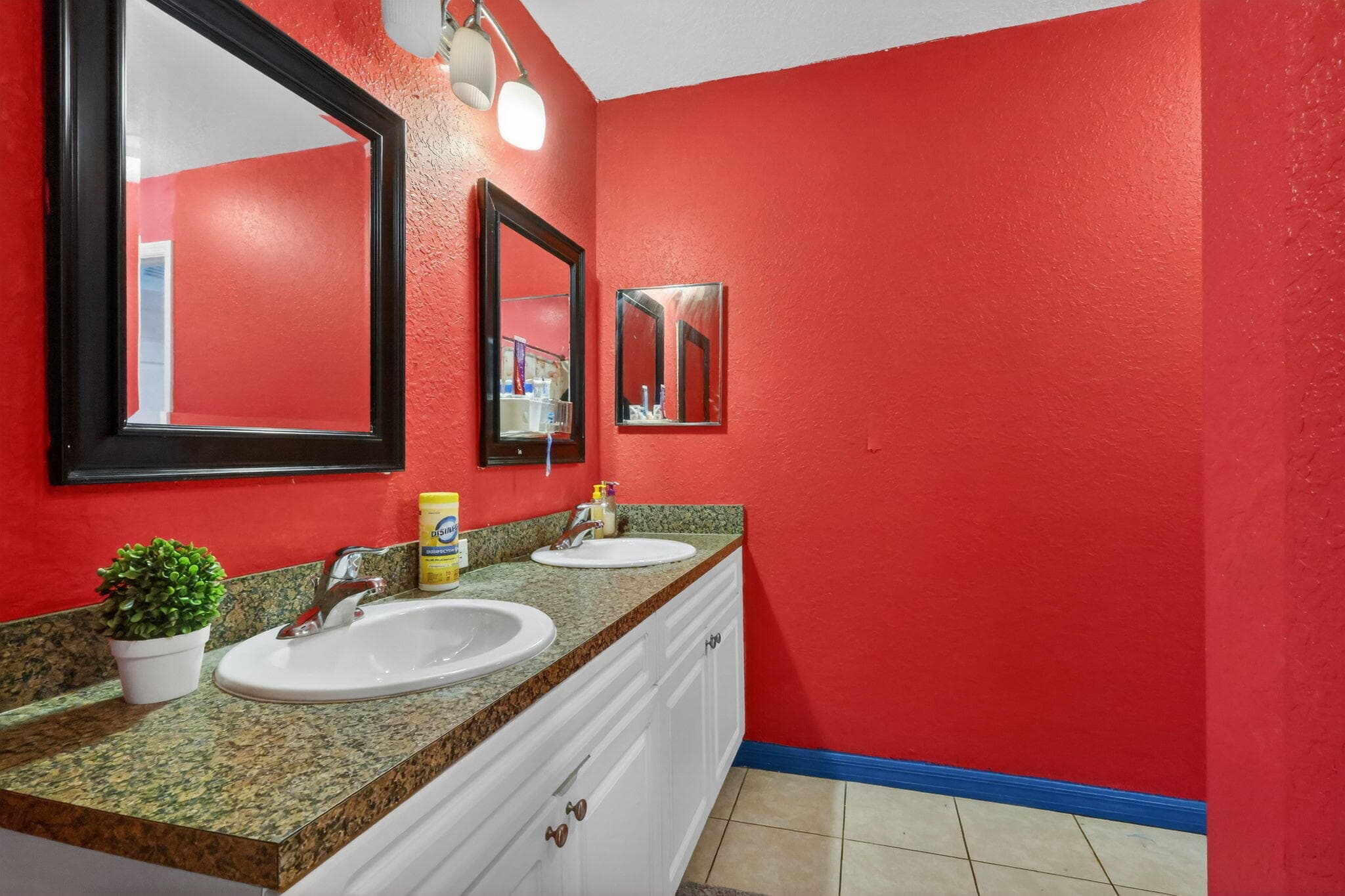 231 N H Street, Lake Worth Beach, FL 33460 — photo 10 of 34